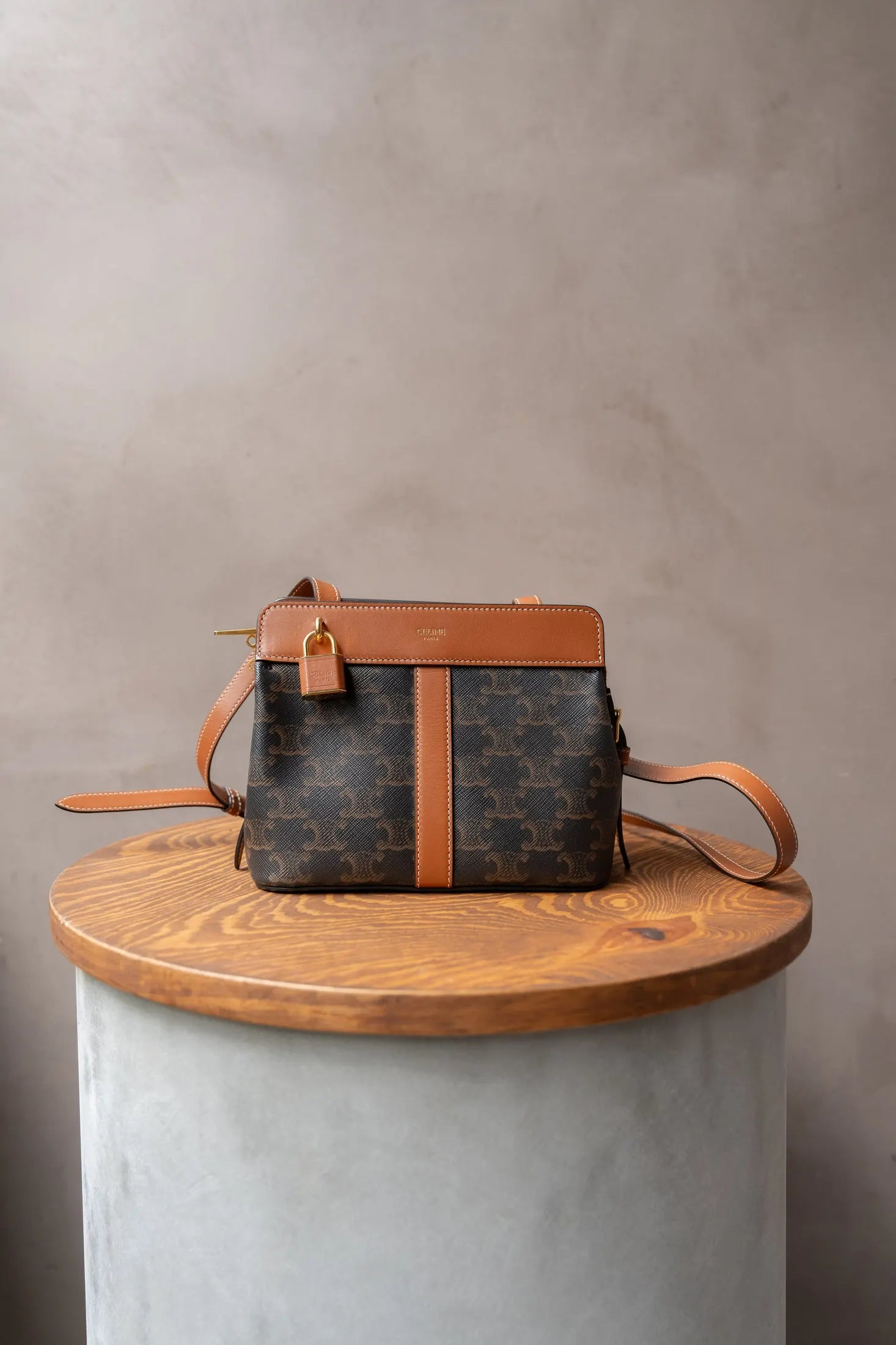 Celine louis vuitton online