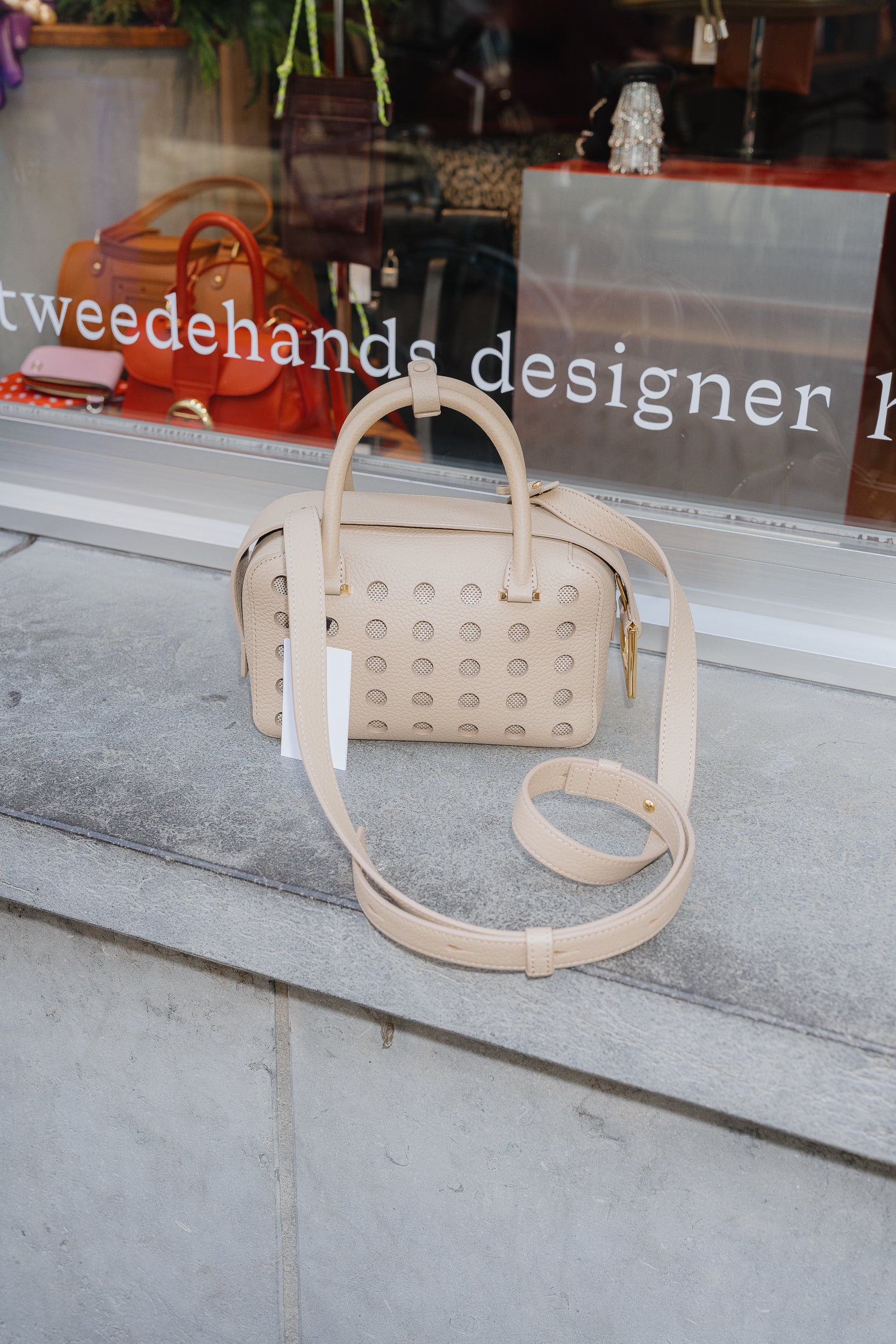 Delvaux Cool Box Mini Airess