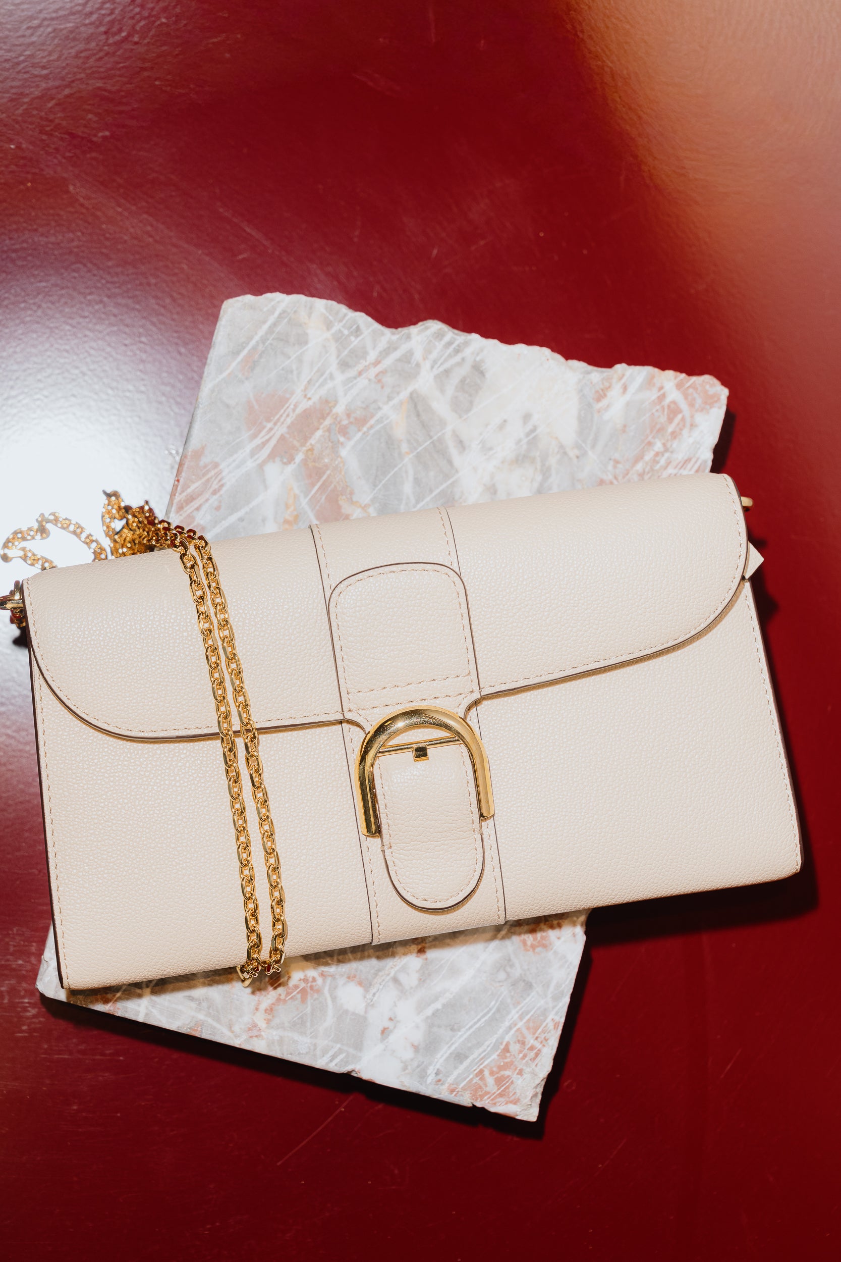 Delvaux Brillant Wallet On Chain in Soft Beige
