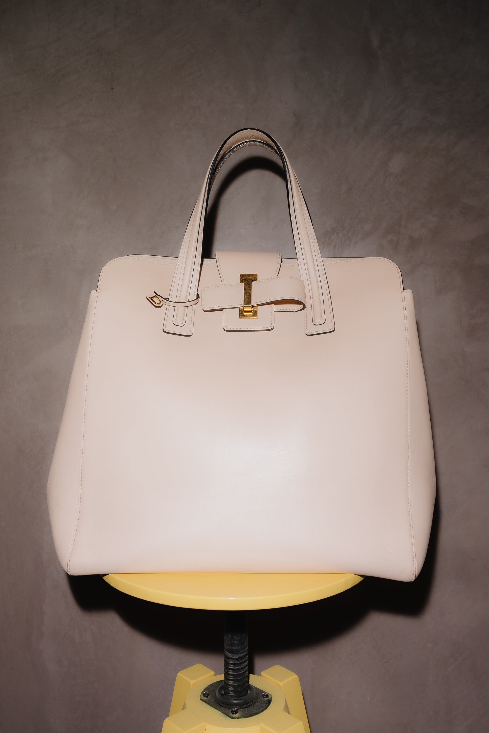 Delvaux Lagon Cadence Simplissime Nude Tote