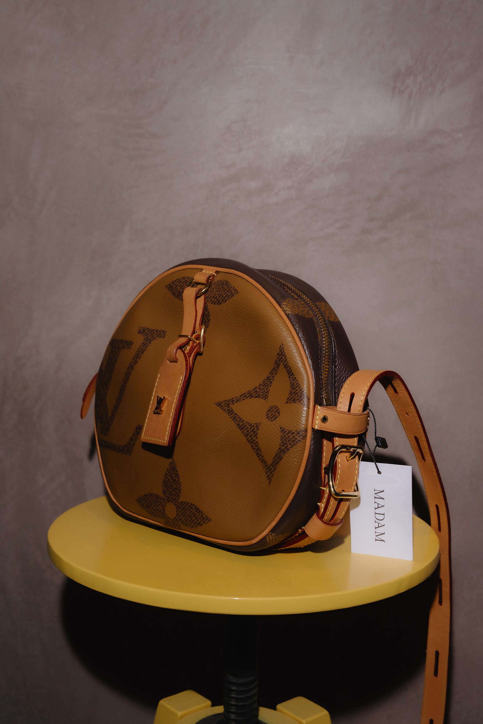 Louis Vuitton Monogram Boîte Chapeau MM Bag