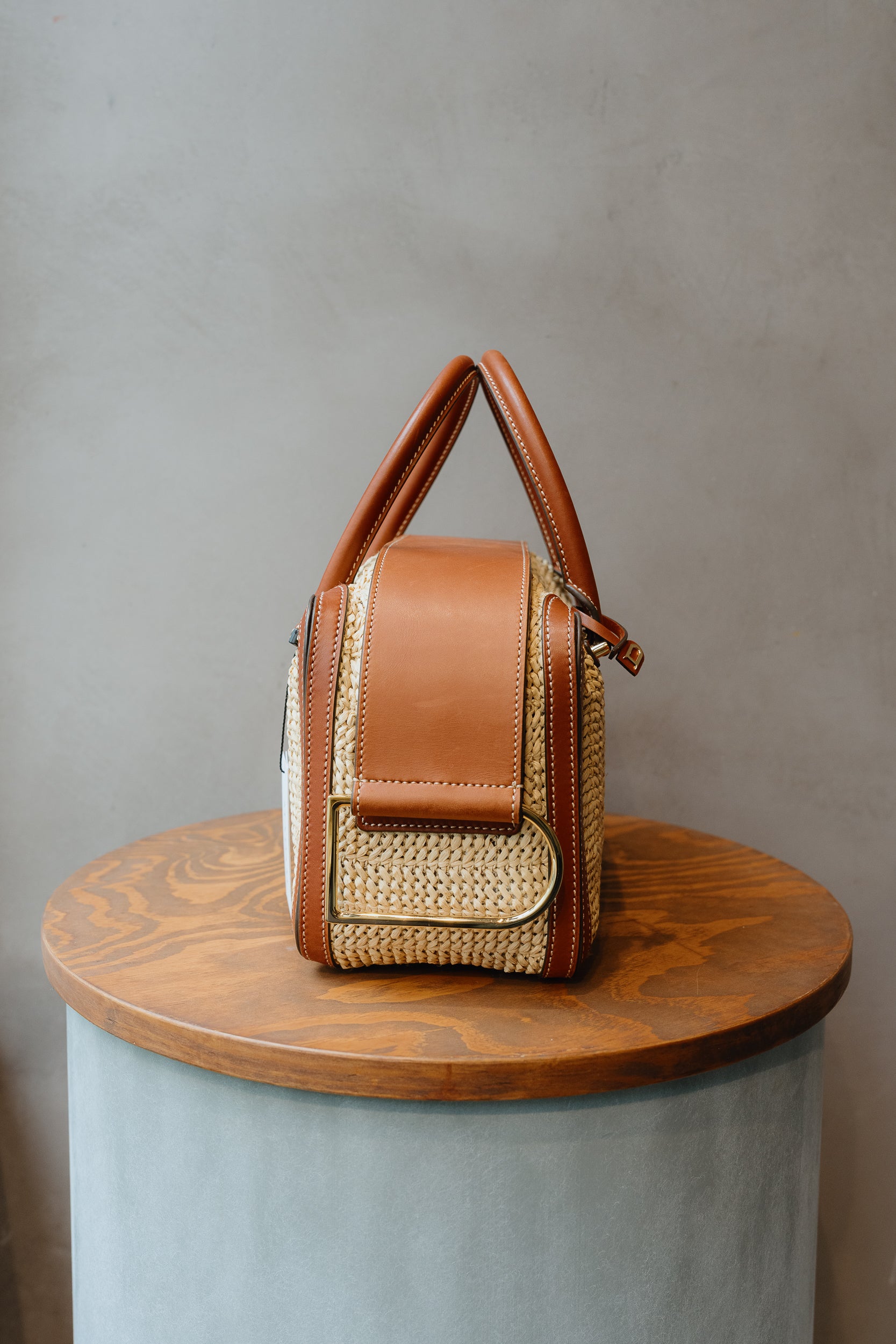 Delvaux Cool Box MM – Bohème Brandy