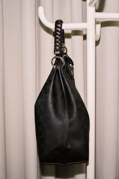 Louis Vuitton Carmel Mahina Noir