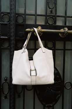 Delvaux Givry Besace