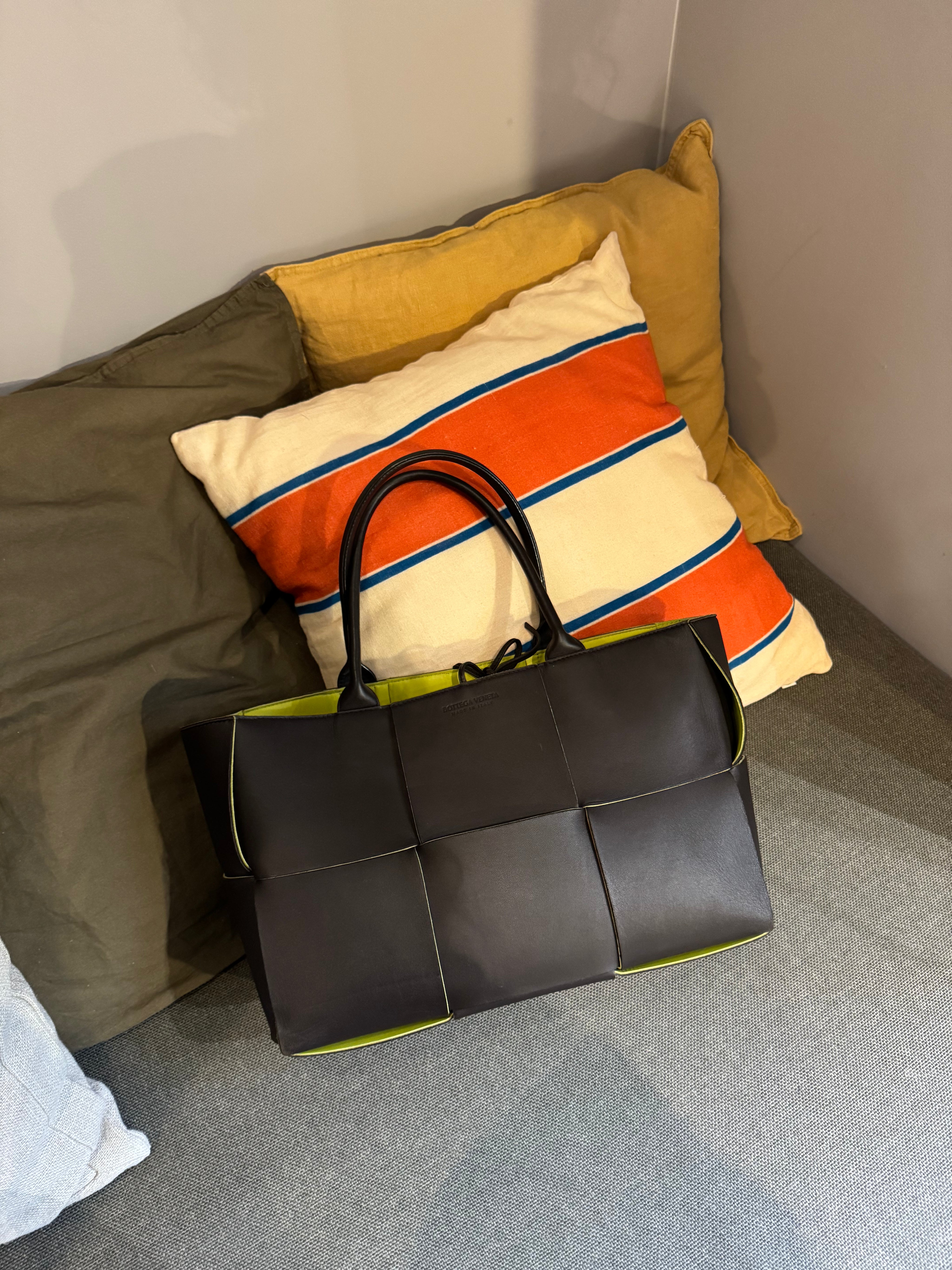 Bottega Veneta Arco Medium Top Handle Bag