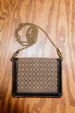Bottega Veneta Wallet on Chain