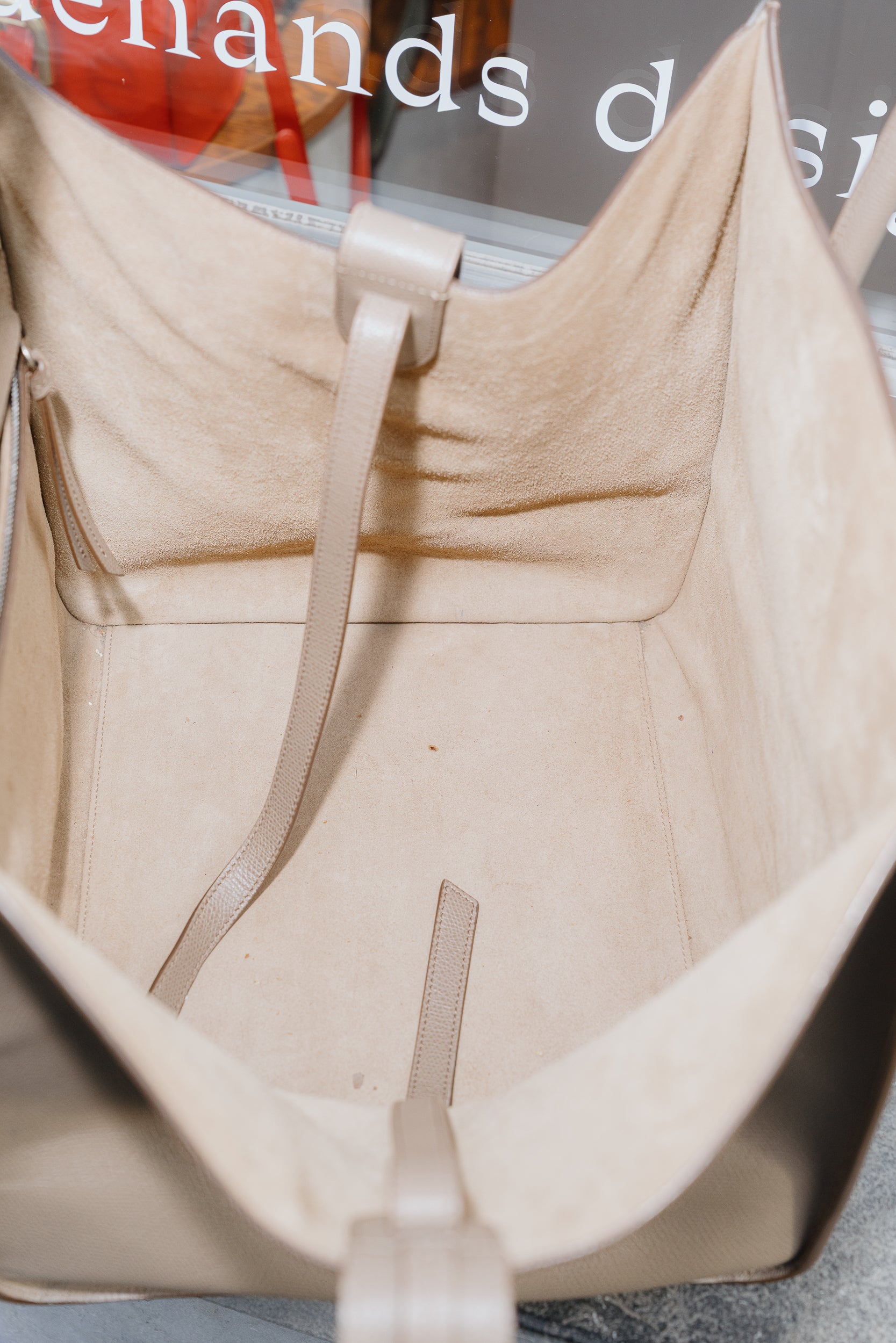 Céline Phantom Luggage Medium Taupe Bag
