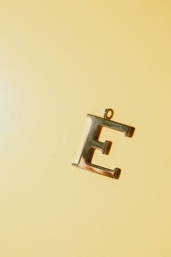 Chloé E Pendant