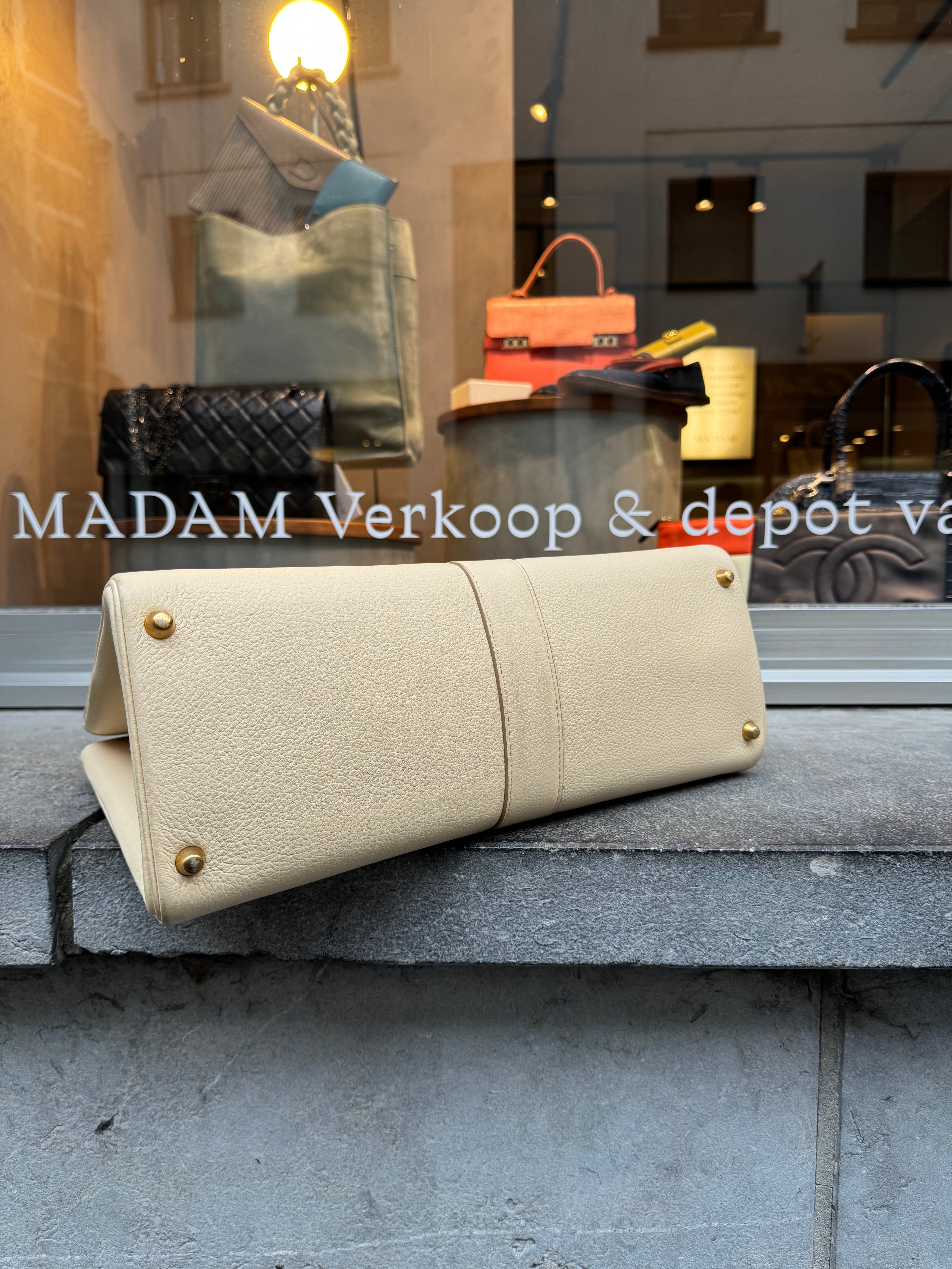 Delvaux Brillant Cabriolet Sport GD Bag