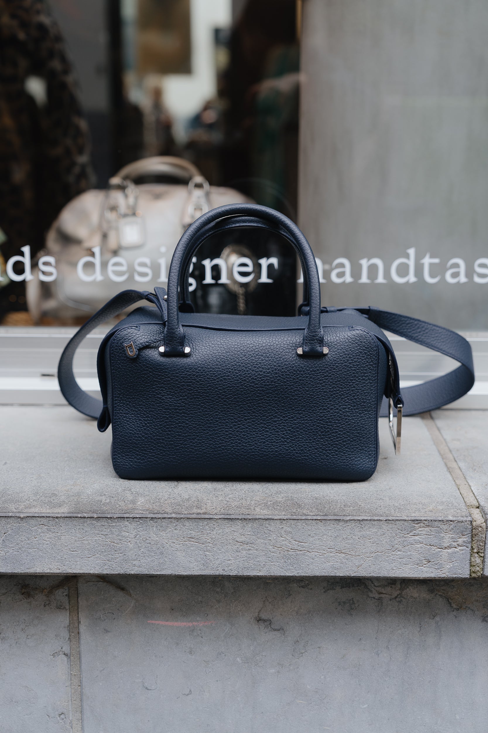 Delvaux Dark Blue Cool Box MM