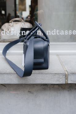 Delvaux Dark Blue Cool Box MM