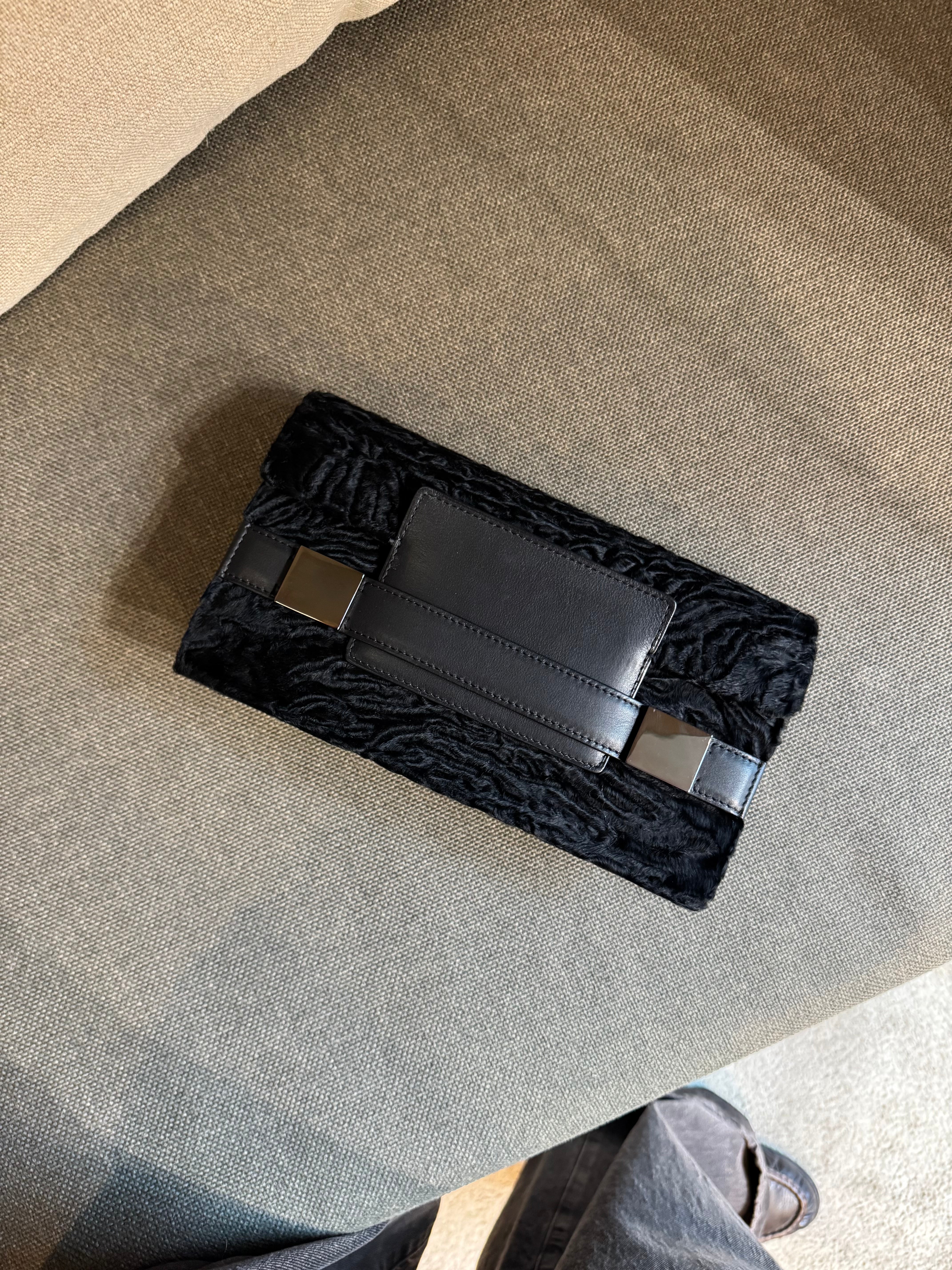Delvaux Madame Clutch – Astrakan