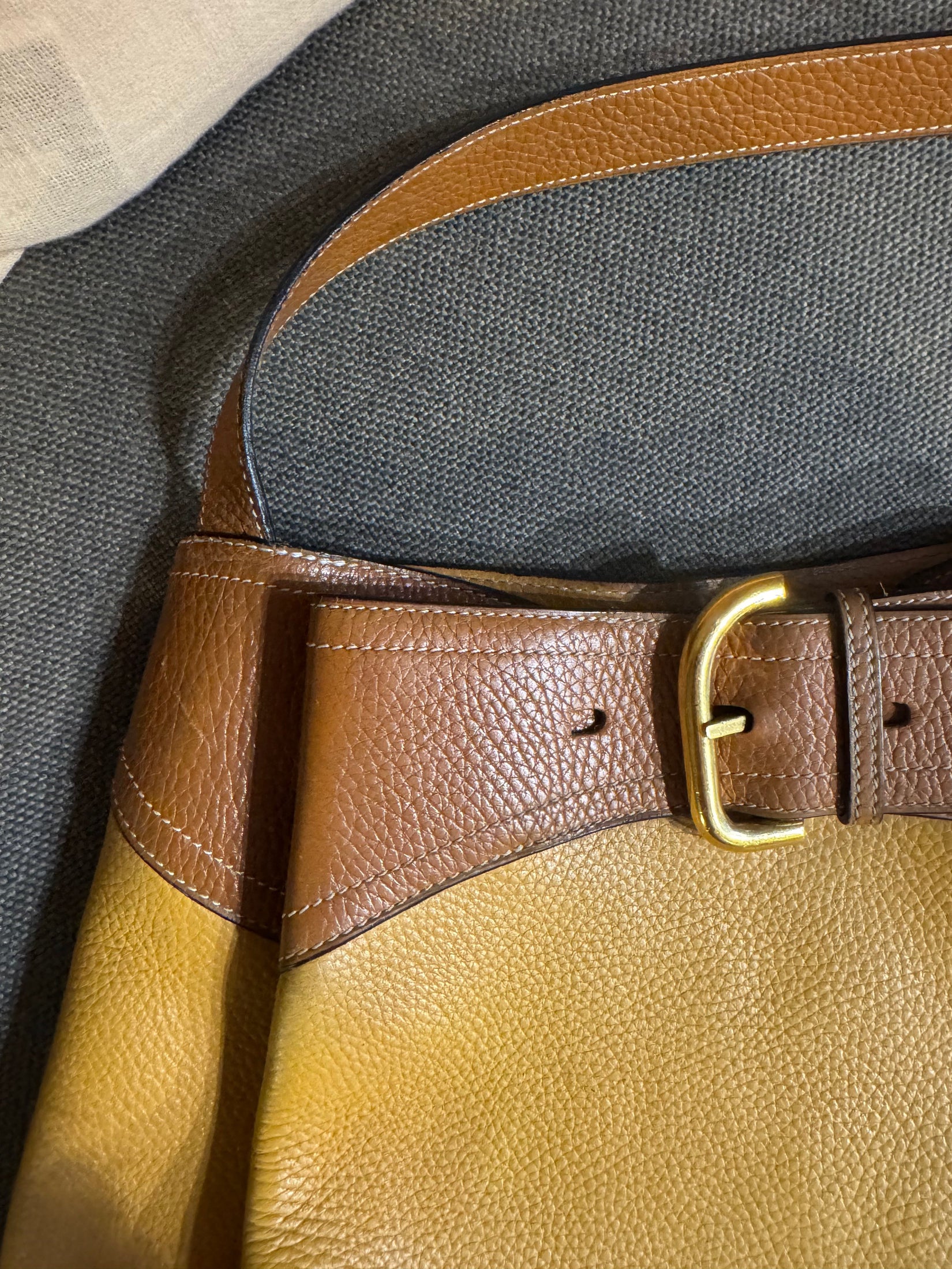 Delvaux Souverain Bicolor