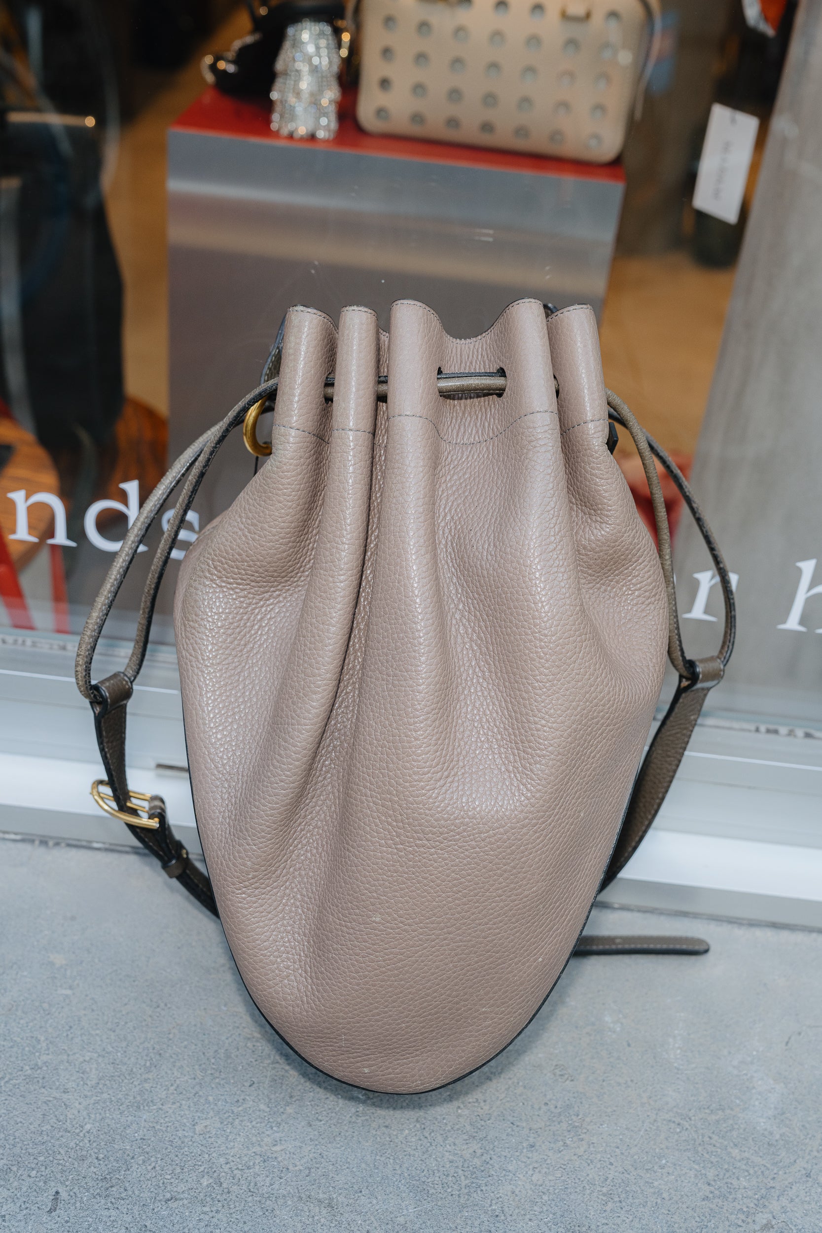 Delvaux Taupe Tabarin MM