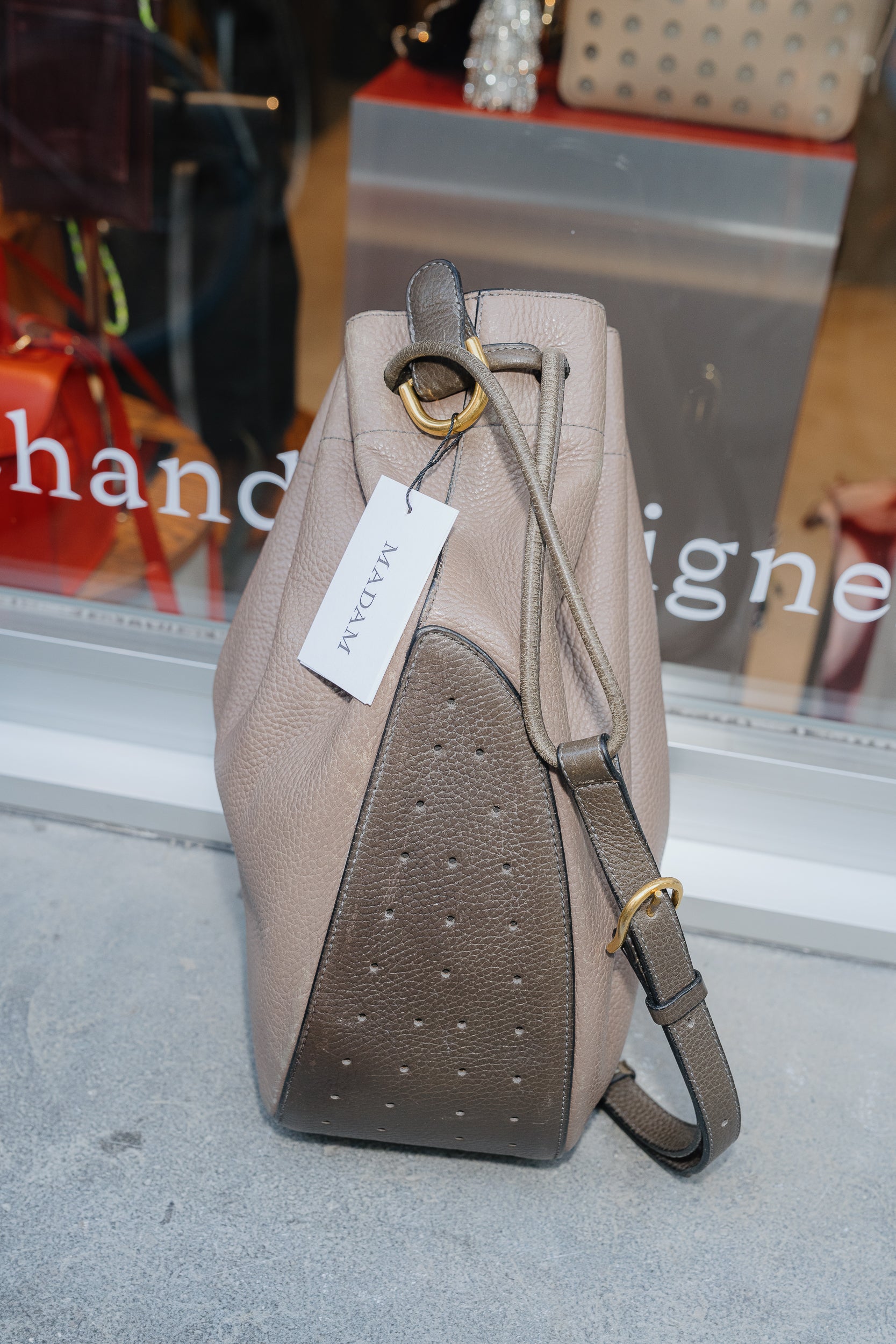 Delvaux Taupe Tabarin MM