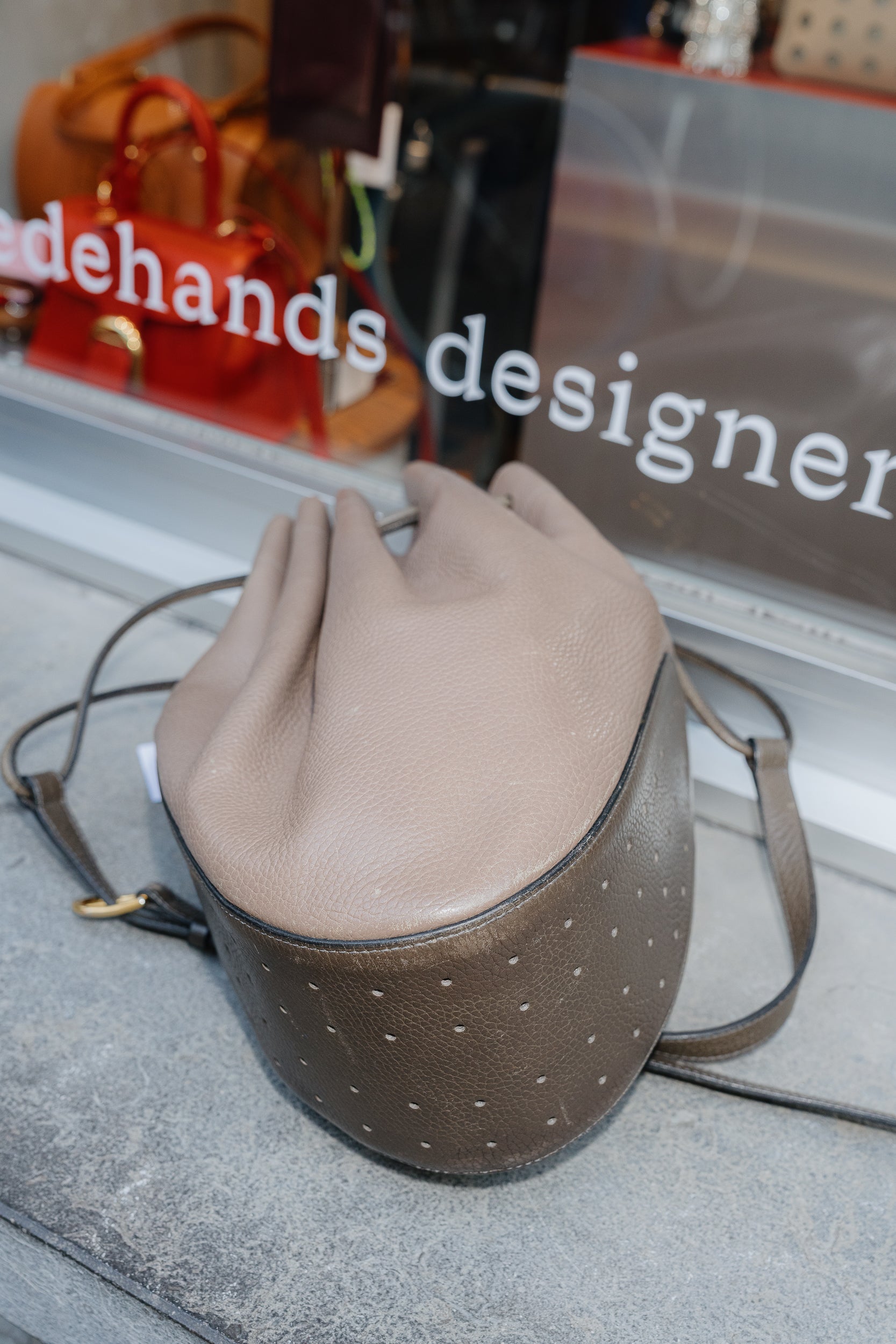 Delvaux Taupe Tabarin MM