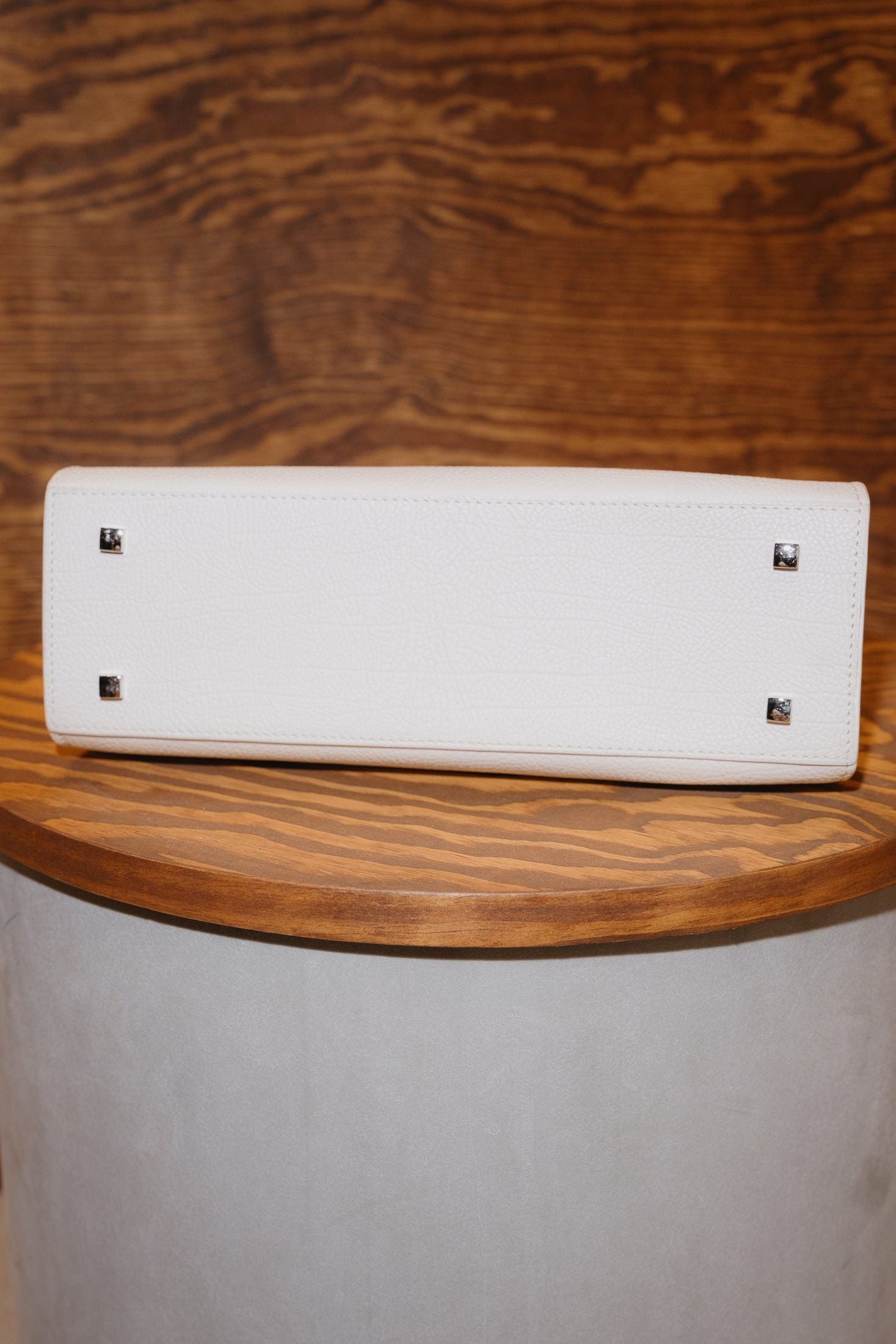 Delvaux Tempête MM Frame in Crispy Calf White