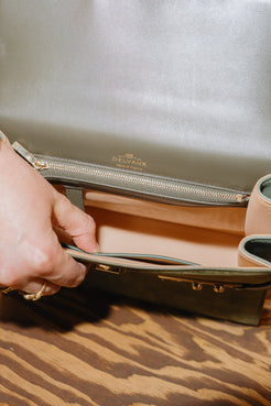 Delvaux Tempête MM – Limited Edition in Box Calf and Suede in Stunning Green