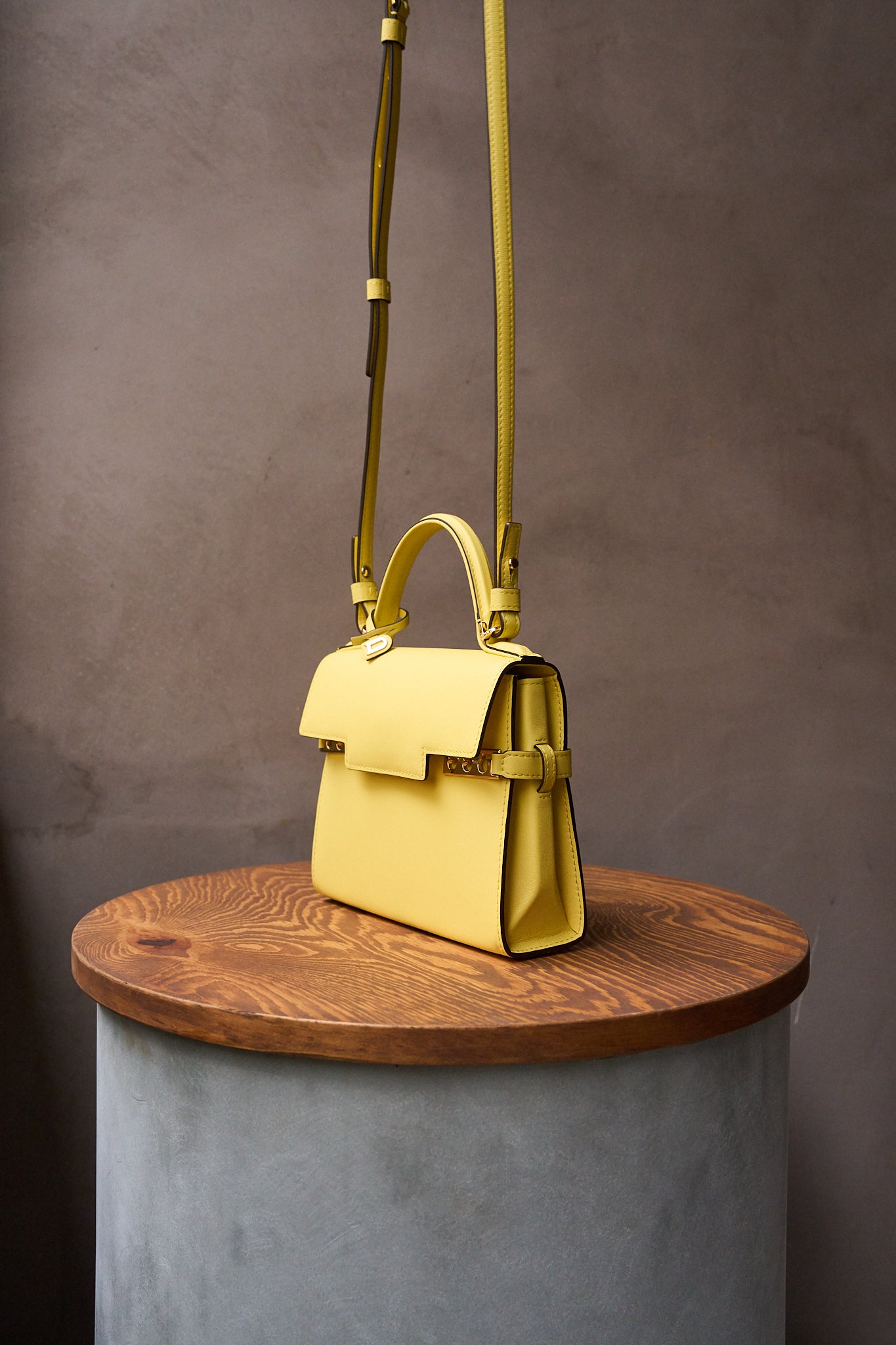 DELVAUX☆Tempete Small Pastel Yellow_パリ発 Delvaux Tempête Small In Soft Yellow