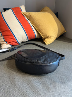 Delvaux Vintage Tressé Crossbody