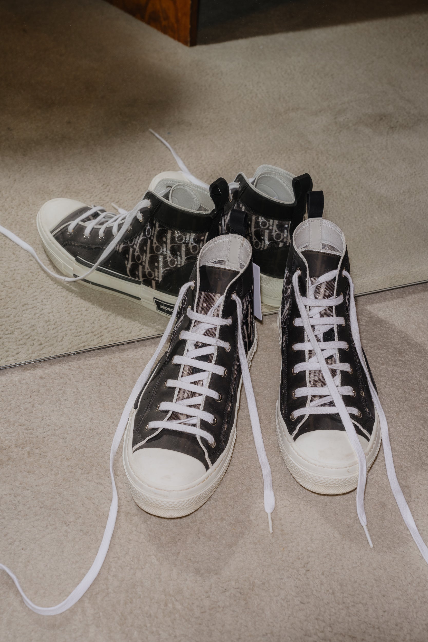 Dior B23 Dior Oblique High White Sneaker – Size 42
