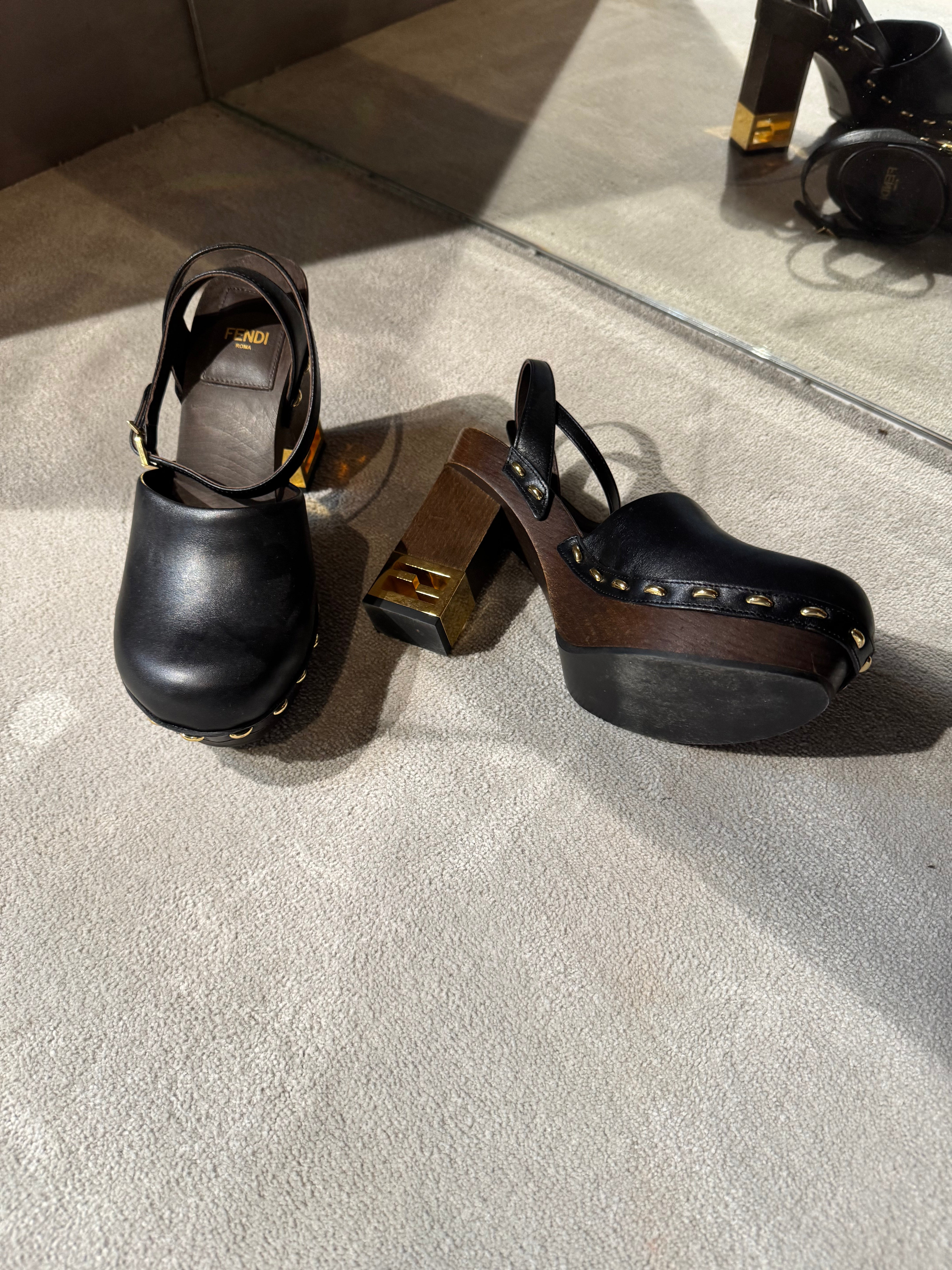 Fendi Baguette Leather Sandals