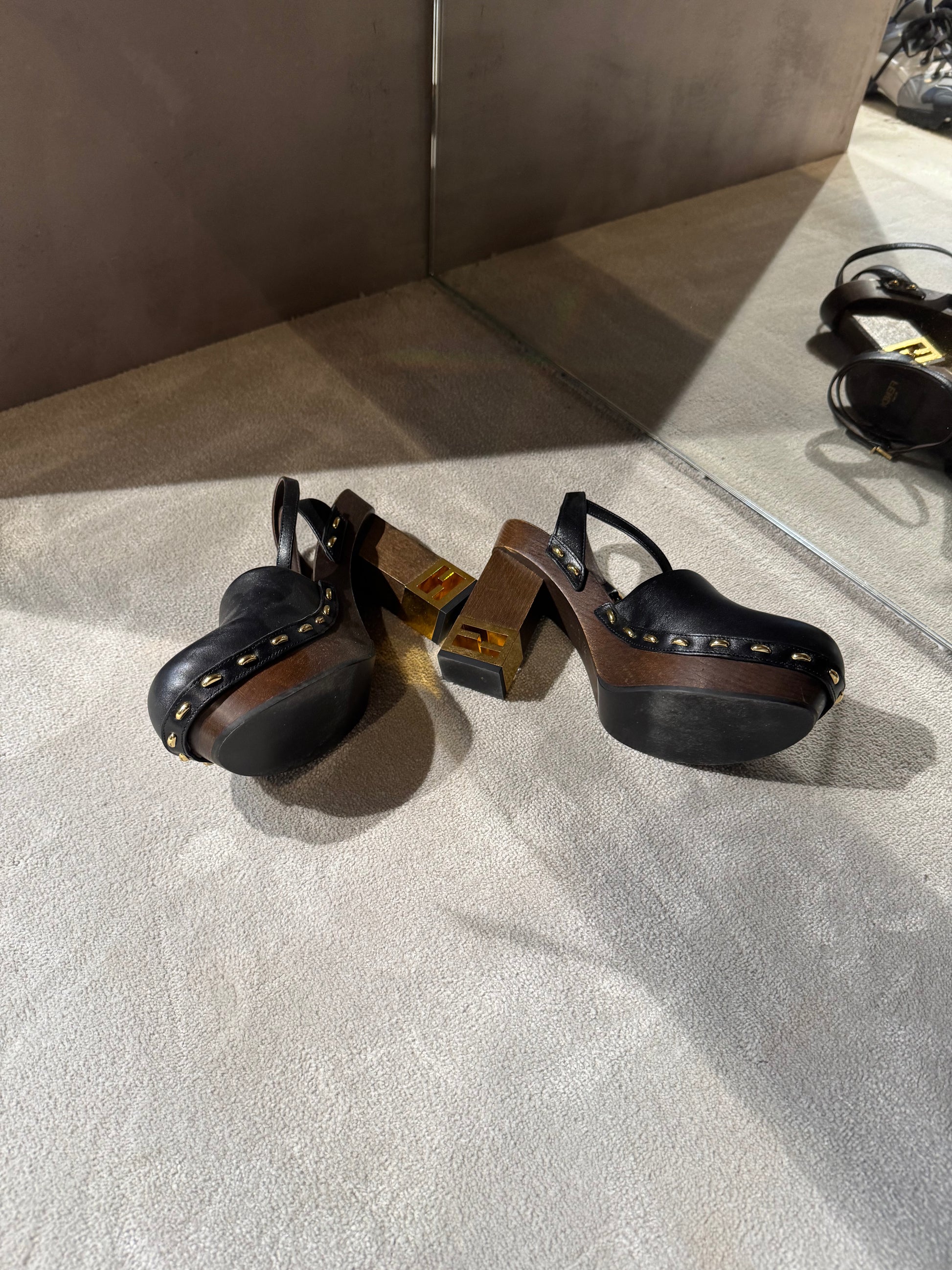Fendi Baguette Leather Sandals