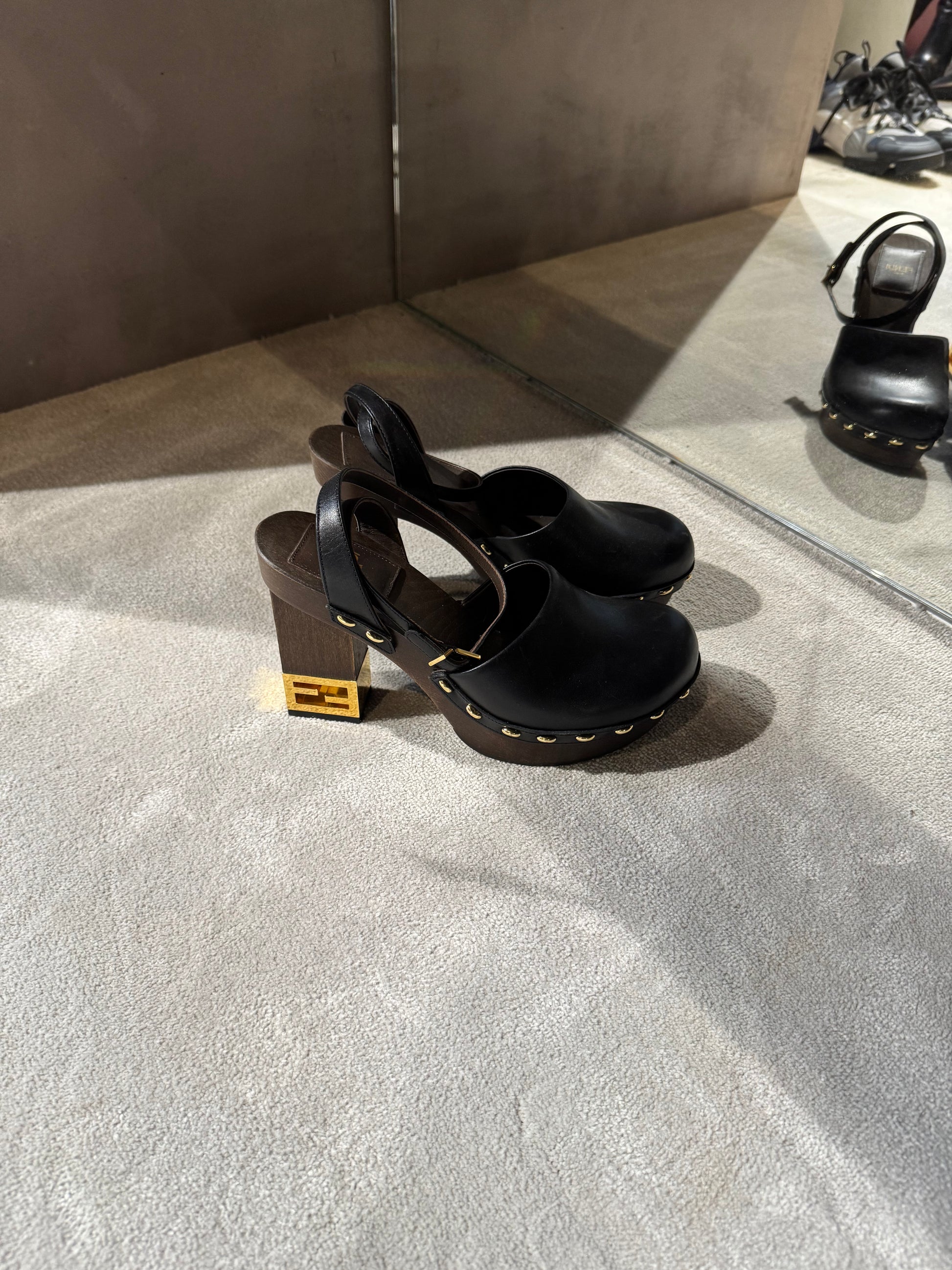 Fendi Baguette Leather Sandals