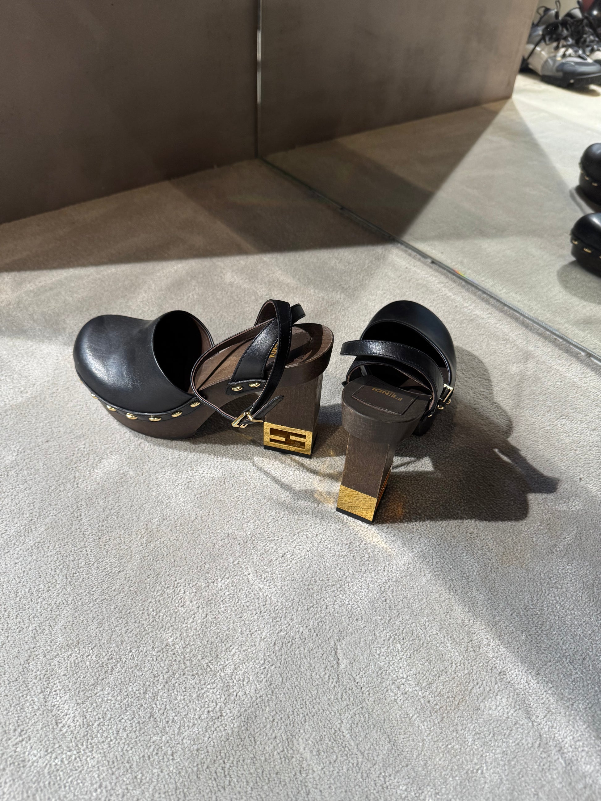 Fendi Baguette Leather Sandals
