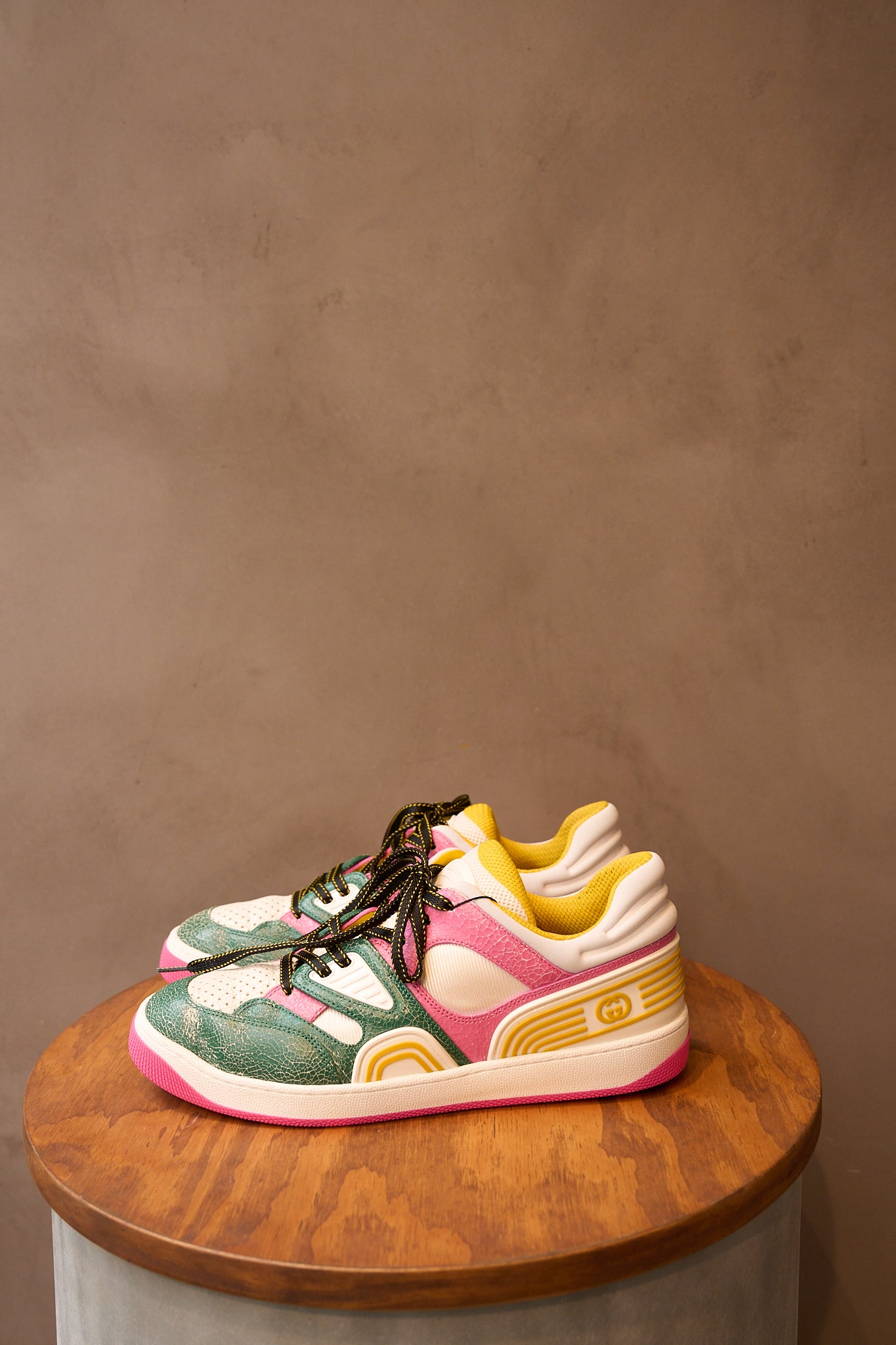 【極美品】GUCCI BASKET バスケットスニーカー マルチカラー キッズ用 Gucci Basket Leather Multicolour Low Top Sneakers