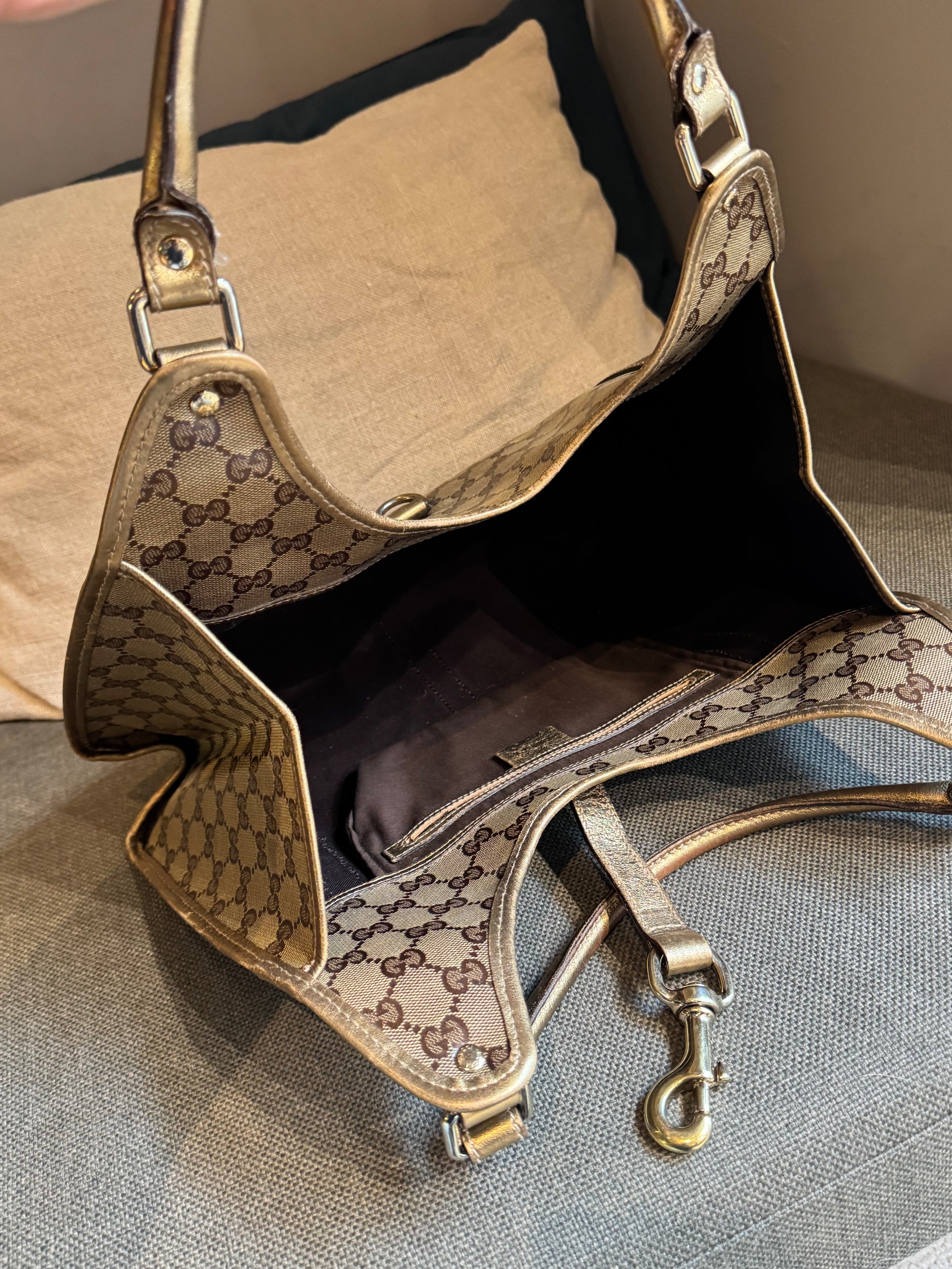 Gucci G Crystal Jackie O Shoulder Bag