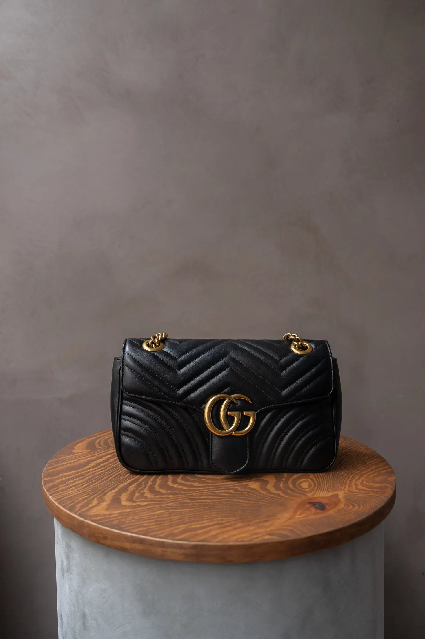 Gucci Medium Marmont Bag