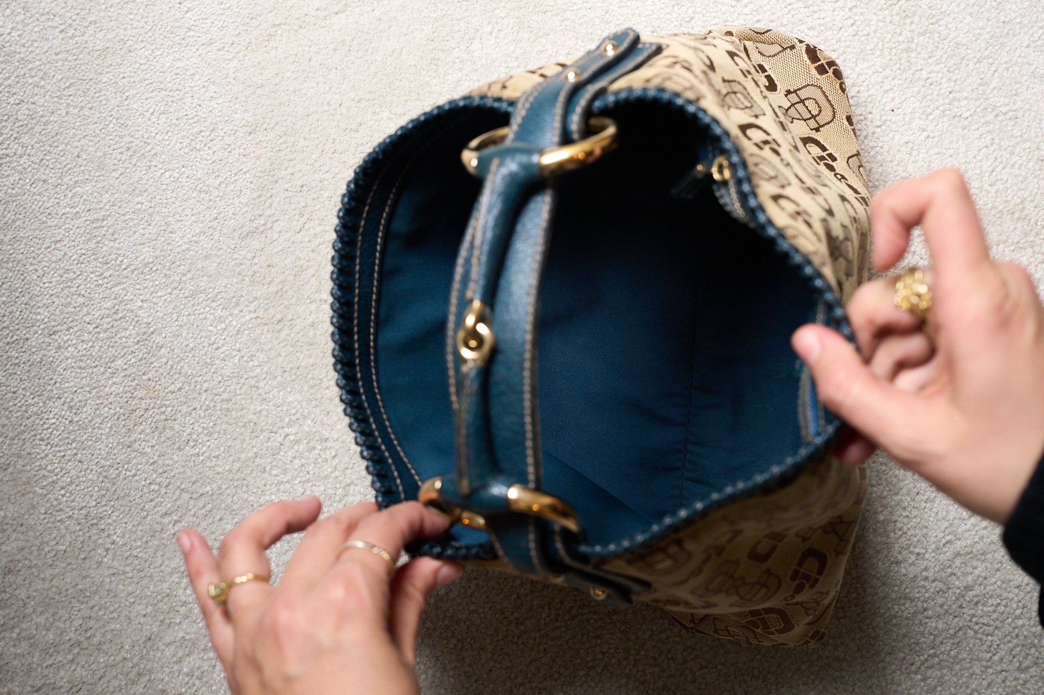 Gucci Vintage Horsebit Top Handle Bag