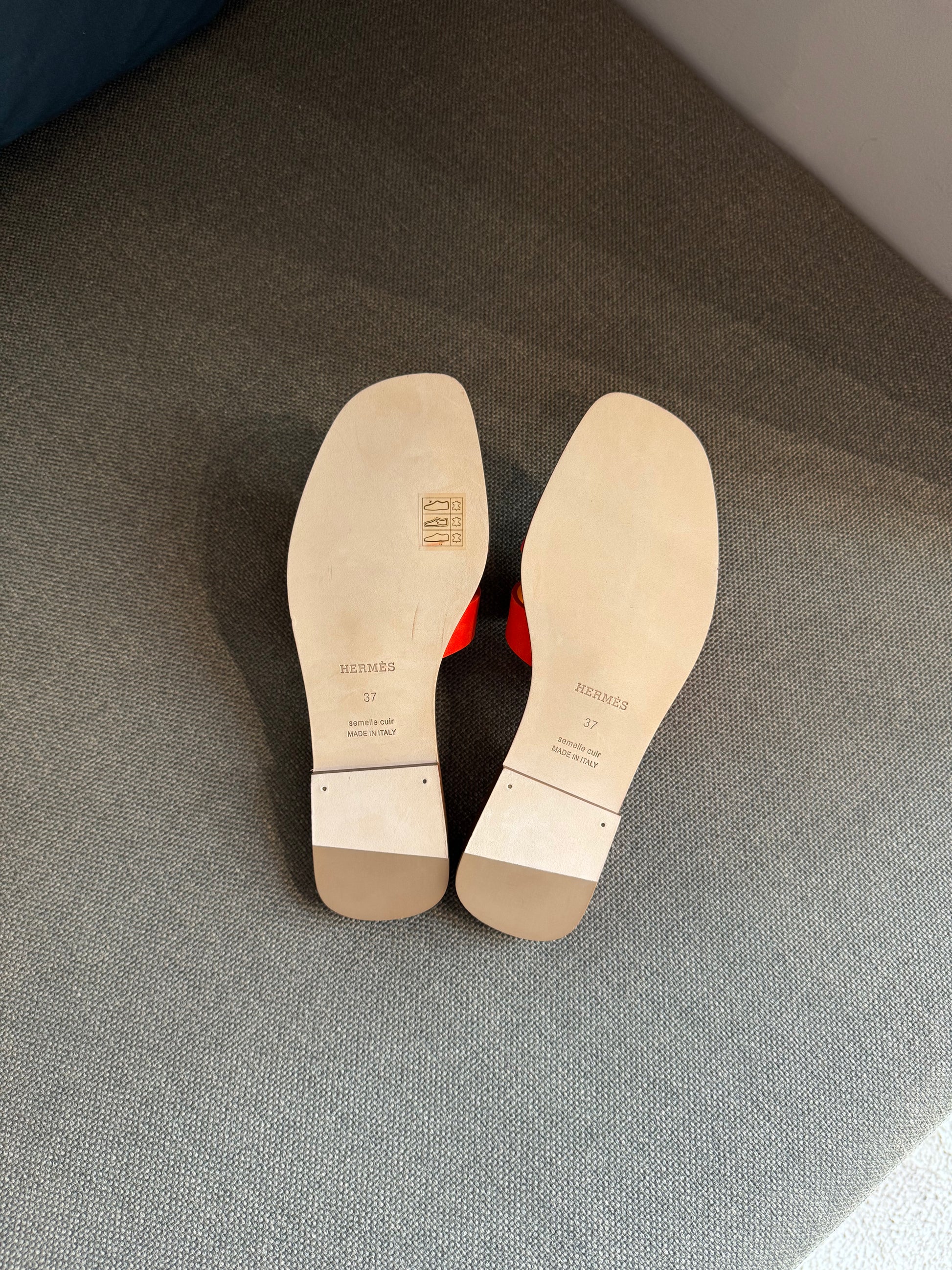Hermès Oran Sandals