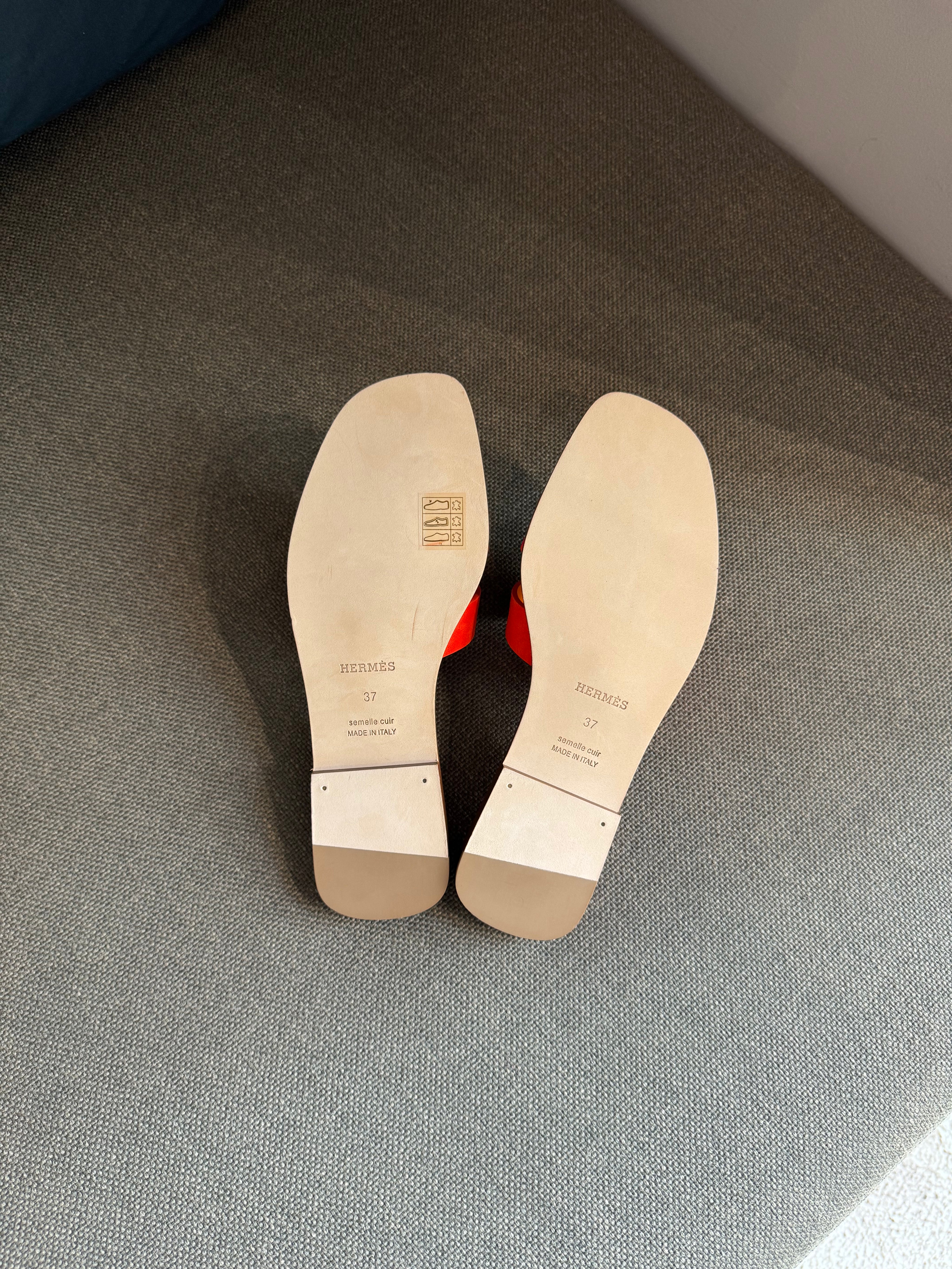Hermès Oran Sandals
