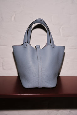 Hermès Picotin 18 – Taurillon Clémence Gris Pantin