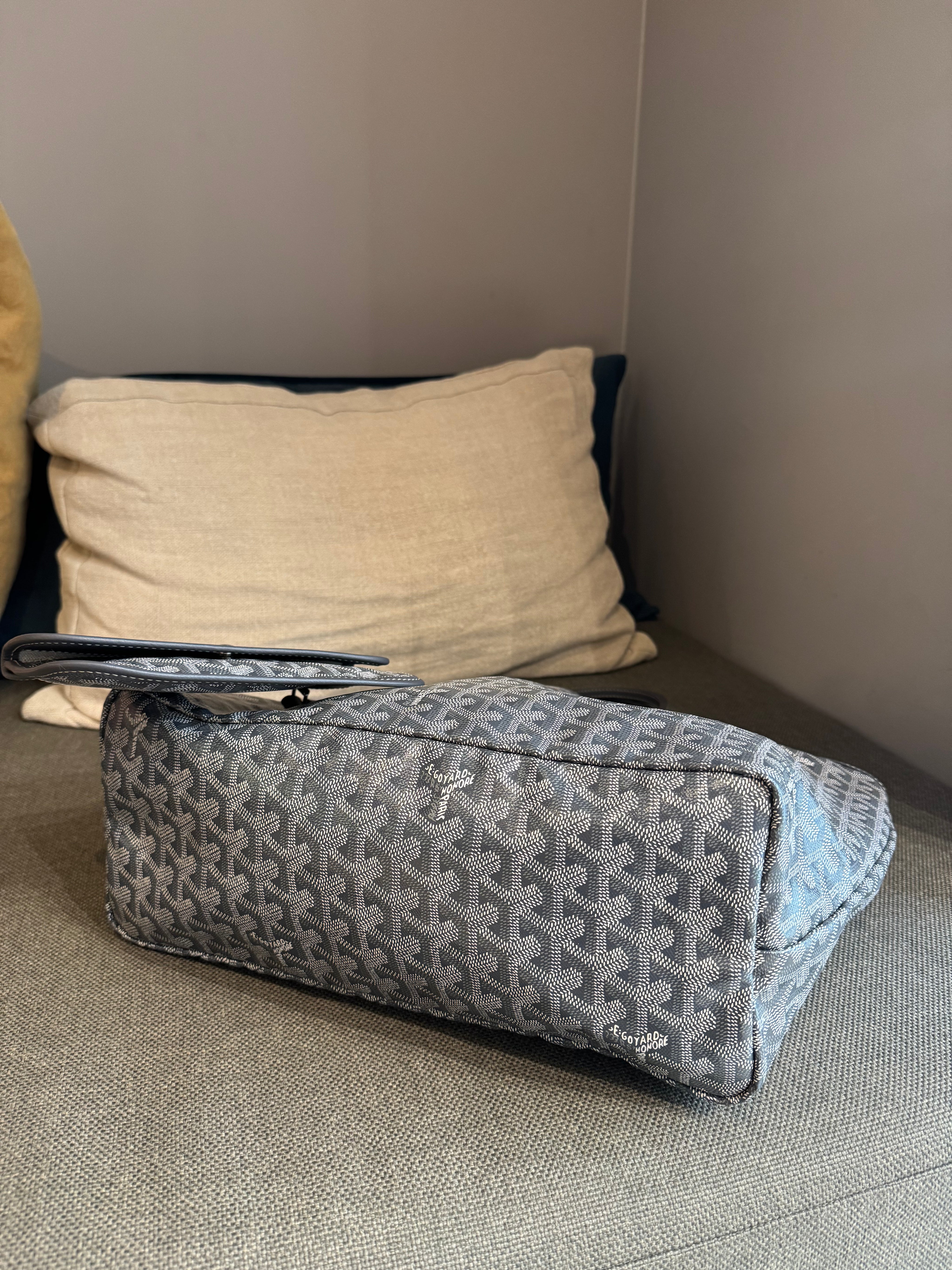 Goyard Saint Louis PM Tote