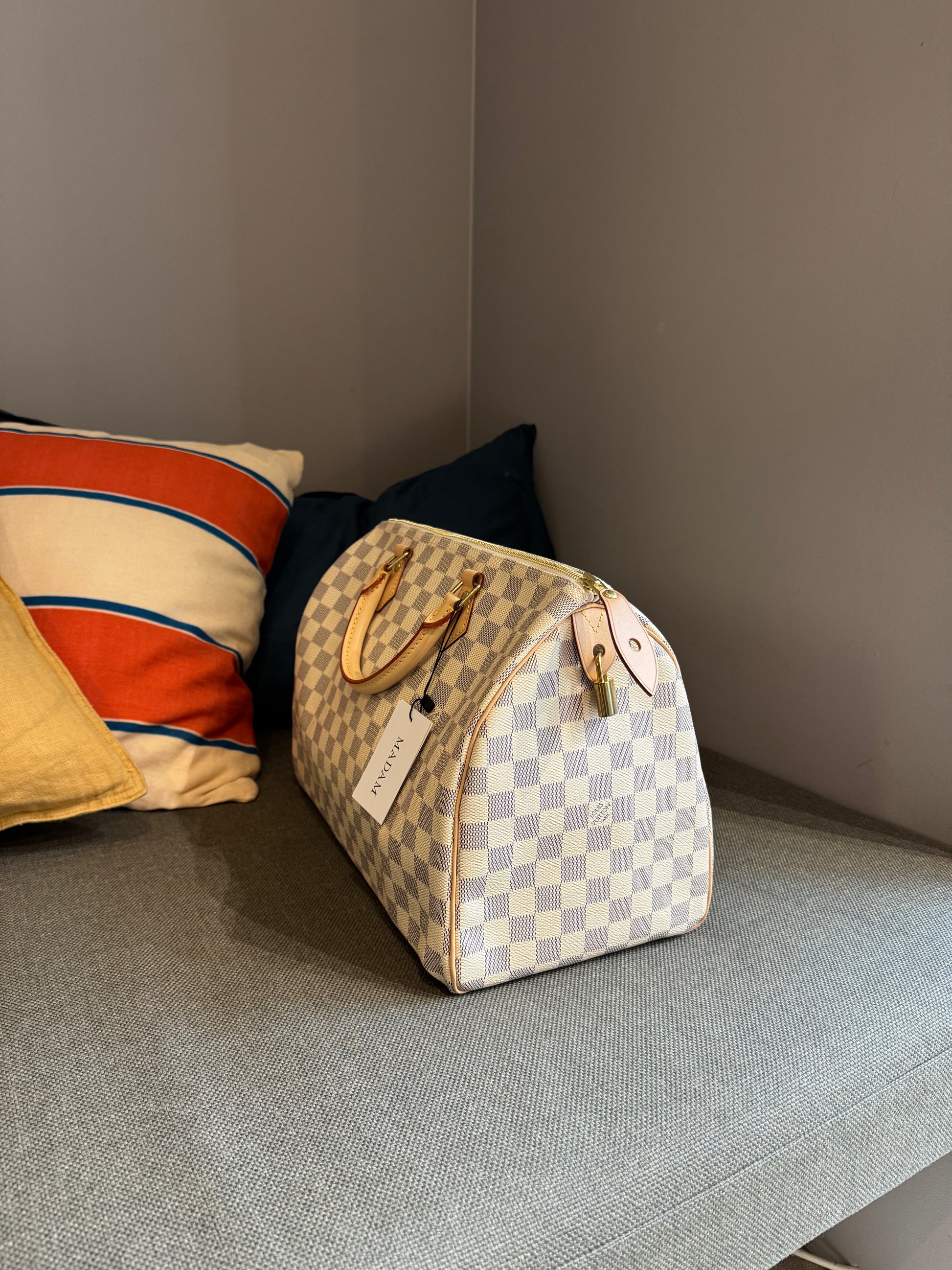 Louis Vuitton Speedy 35