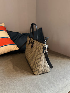 Gucci GG Supreme Tote Shopper