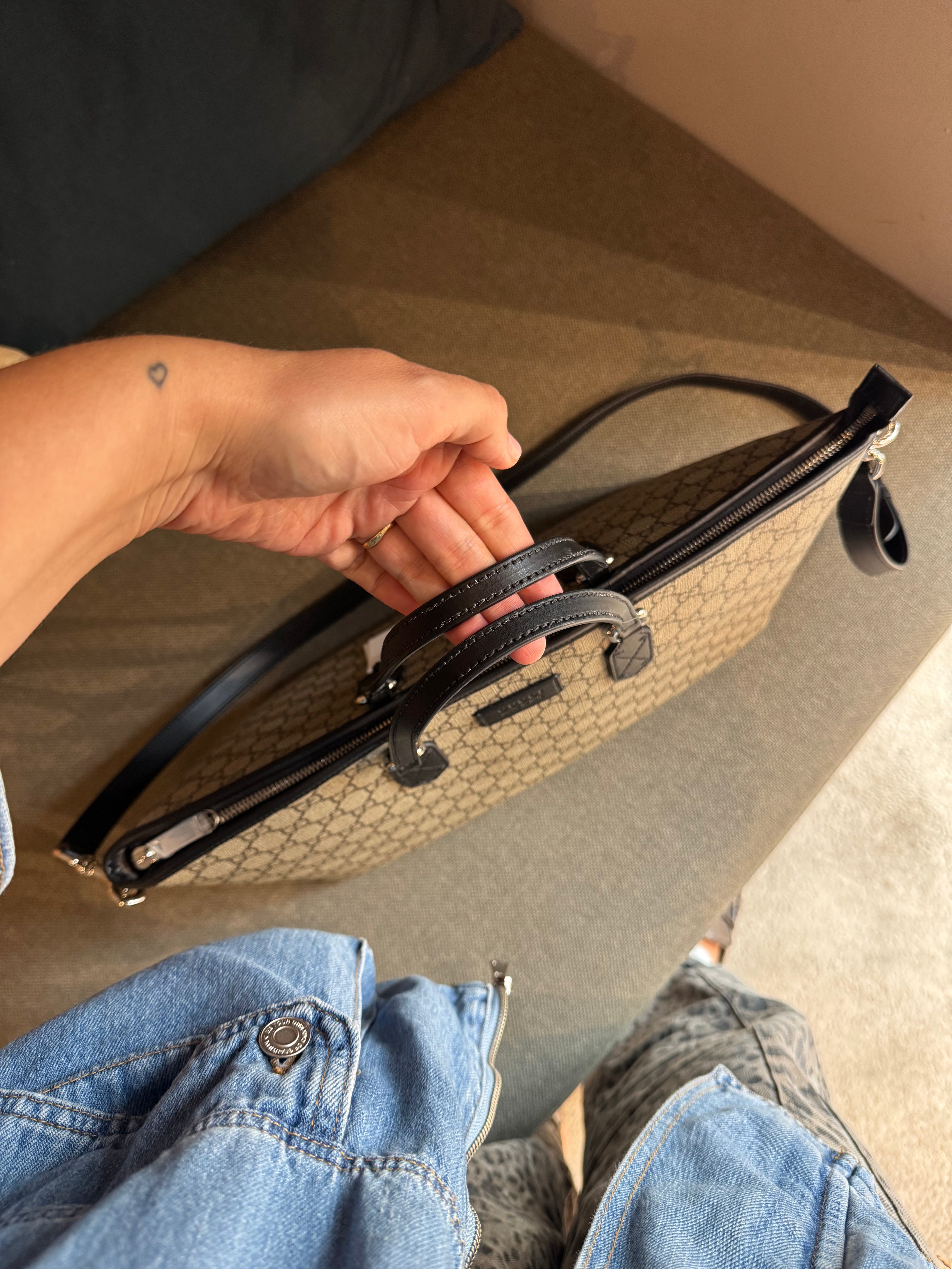 Gucci GG Supreme Tote Shopper