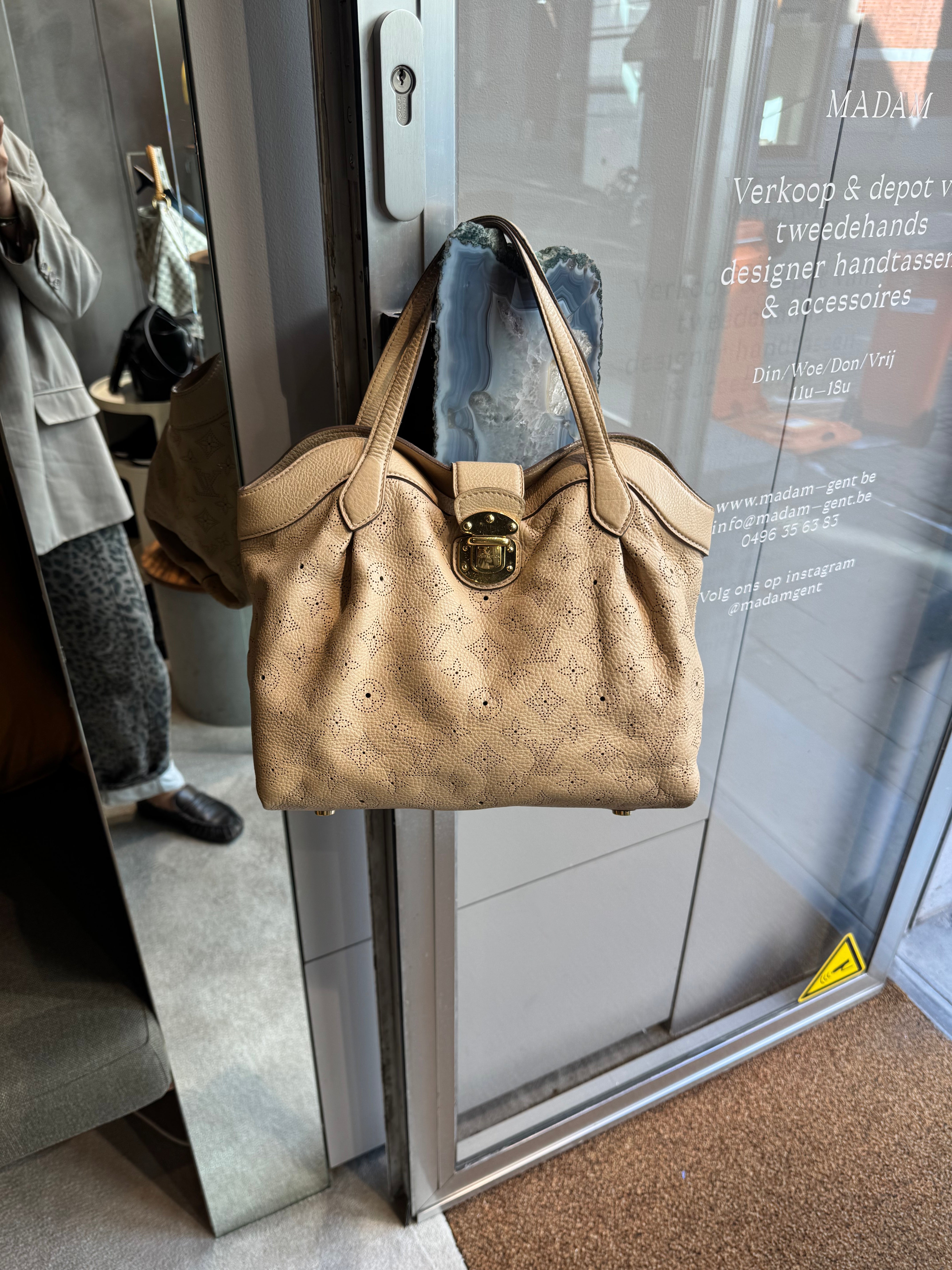 Louis Vuitton Cirrus