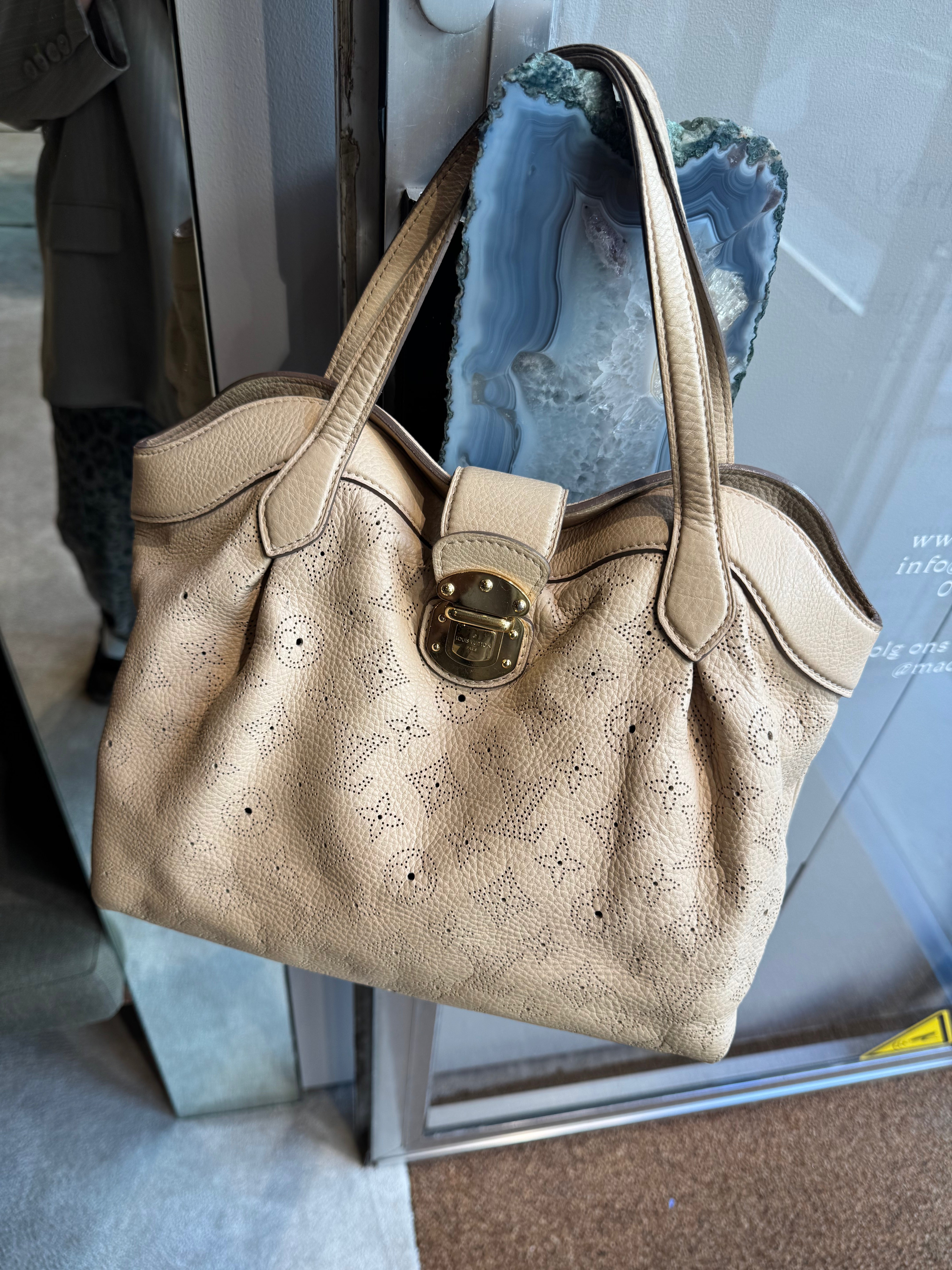 Louis Vuitton Cirrus