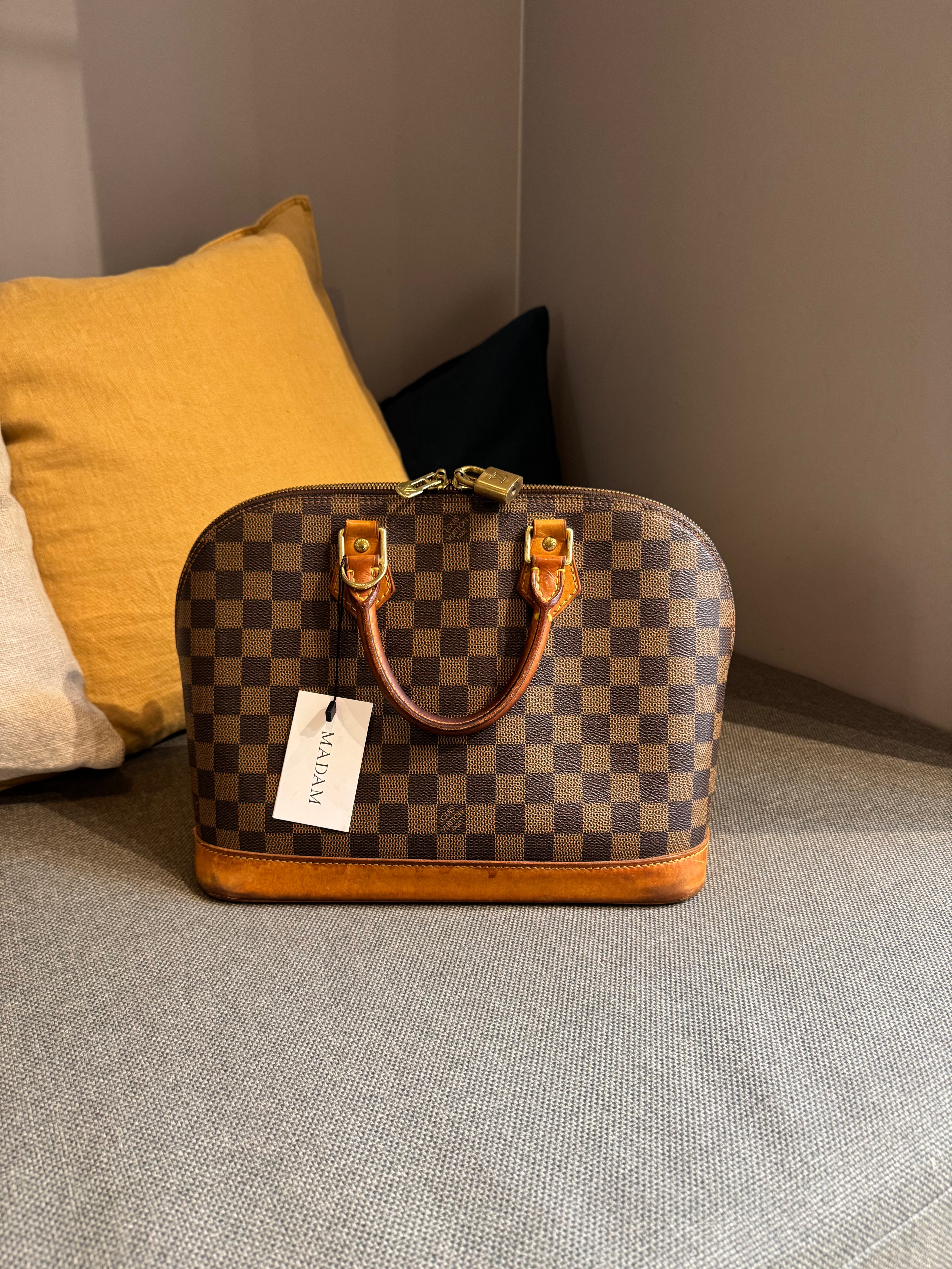 Louis Vuitton Alma Damier Ebene