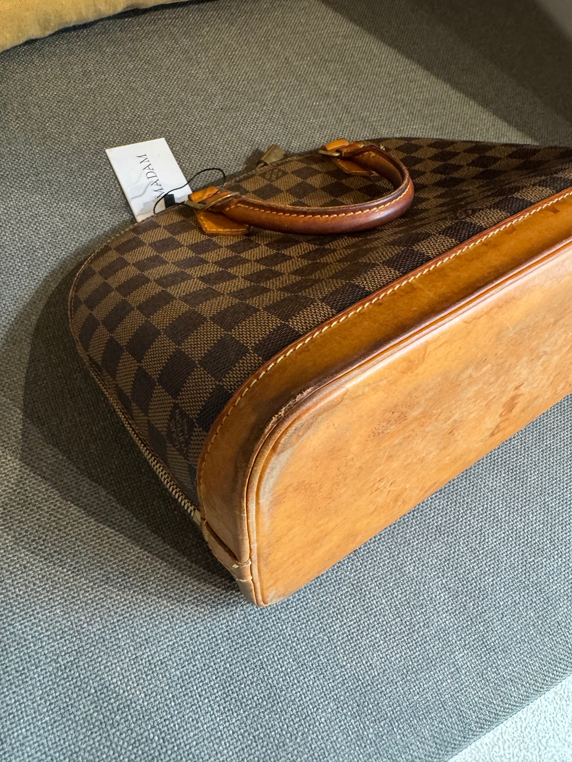 Louis Vuitton Alma Damier Ebene