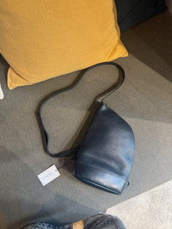 Delvaux Deux Le Vingt Six