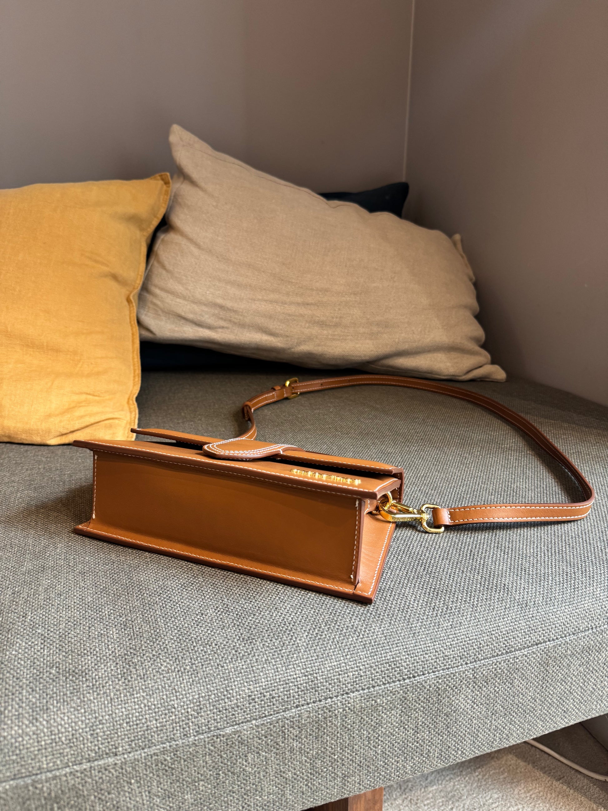Jacquemus Camel Le Grand Bambino Bag