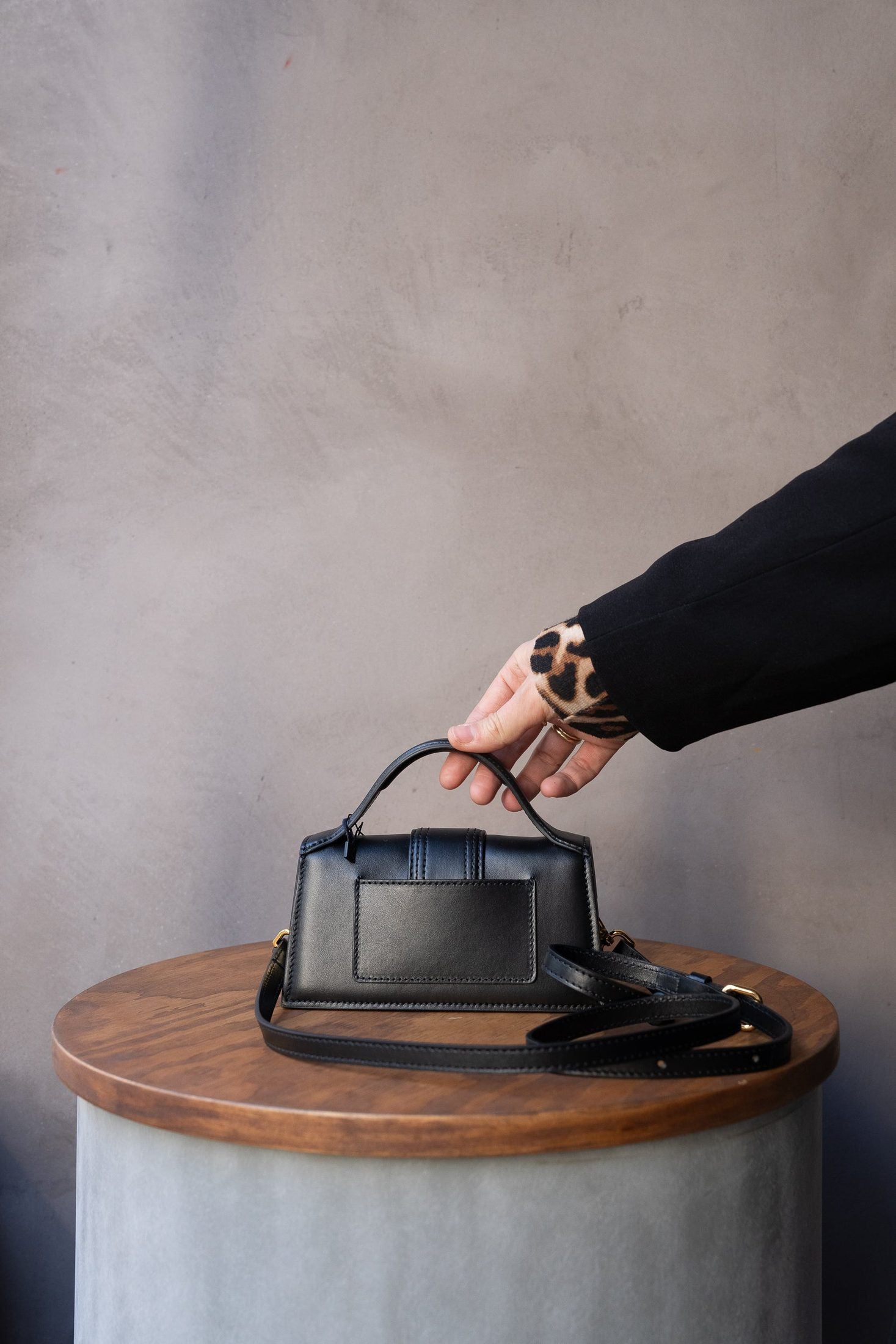 ショルダーバッグ・ポシェット Jacquemus 'Le Bambino' Handbag JACQUEMUS LE BAMBINO BAG BLACK NEW SEASON PARLOUR X ONLINE