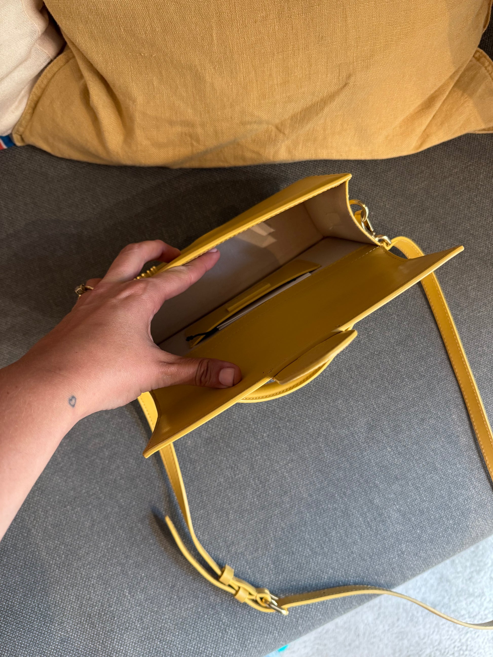 Jacquemus Le Grand Bambino