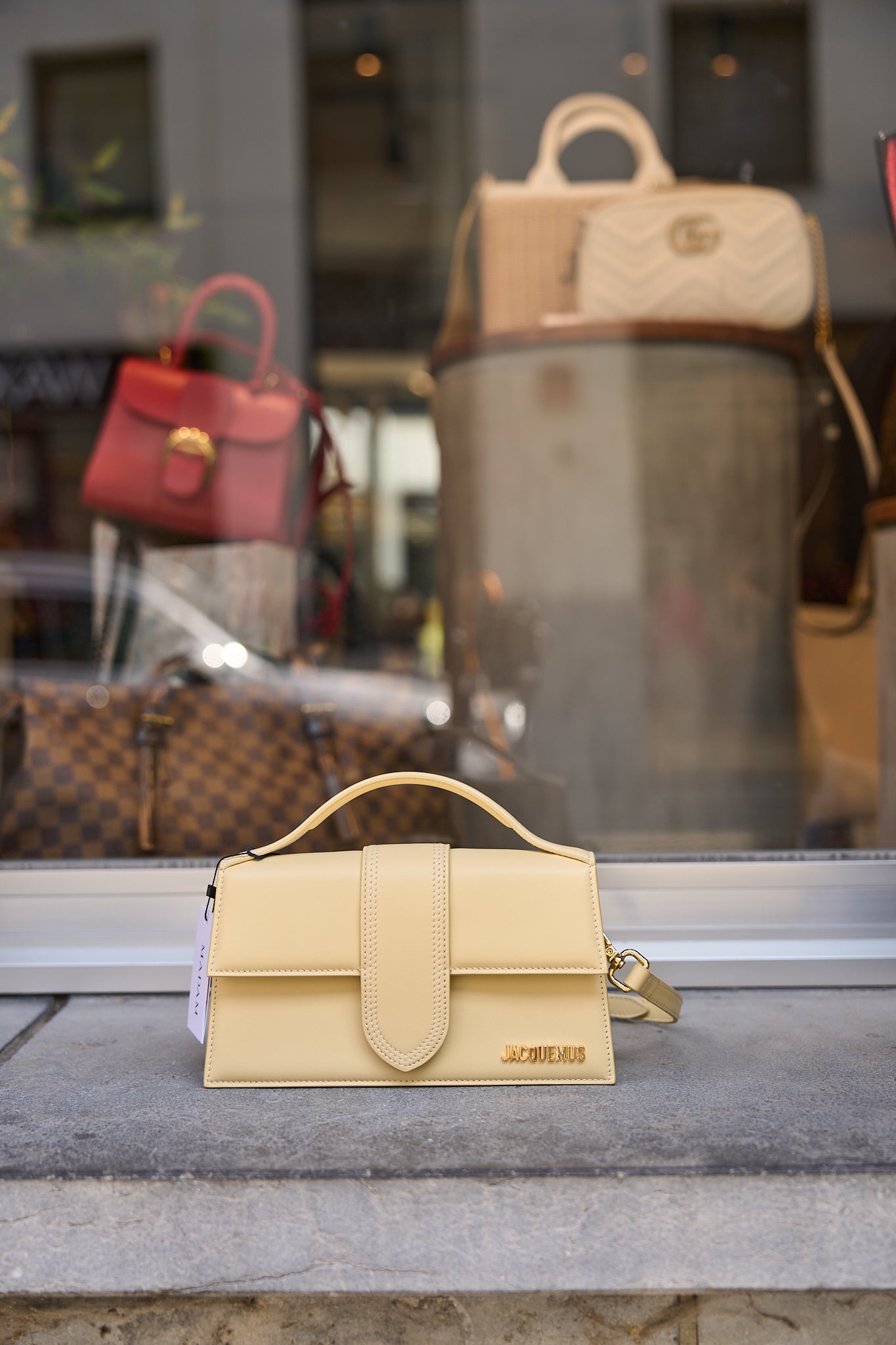 Jacquemus Light Butter Yellow / Beige Le Grand Bambino Bag