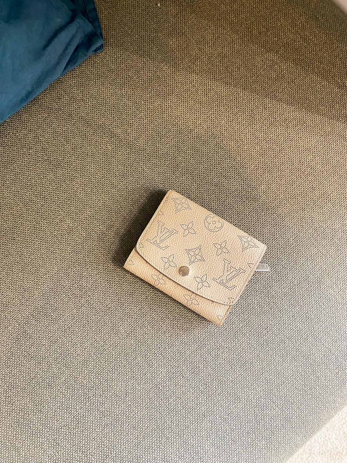 Louis Vuitton Compact Iris Mahina Wallet